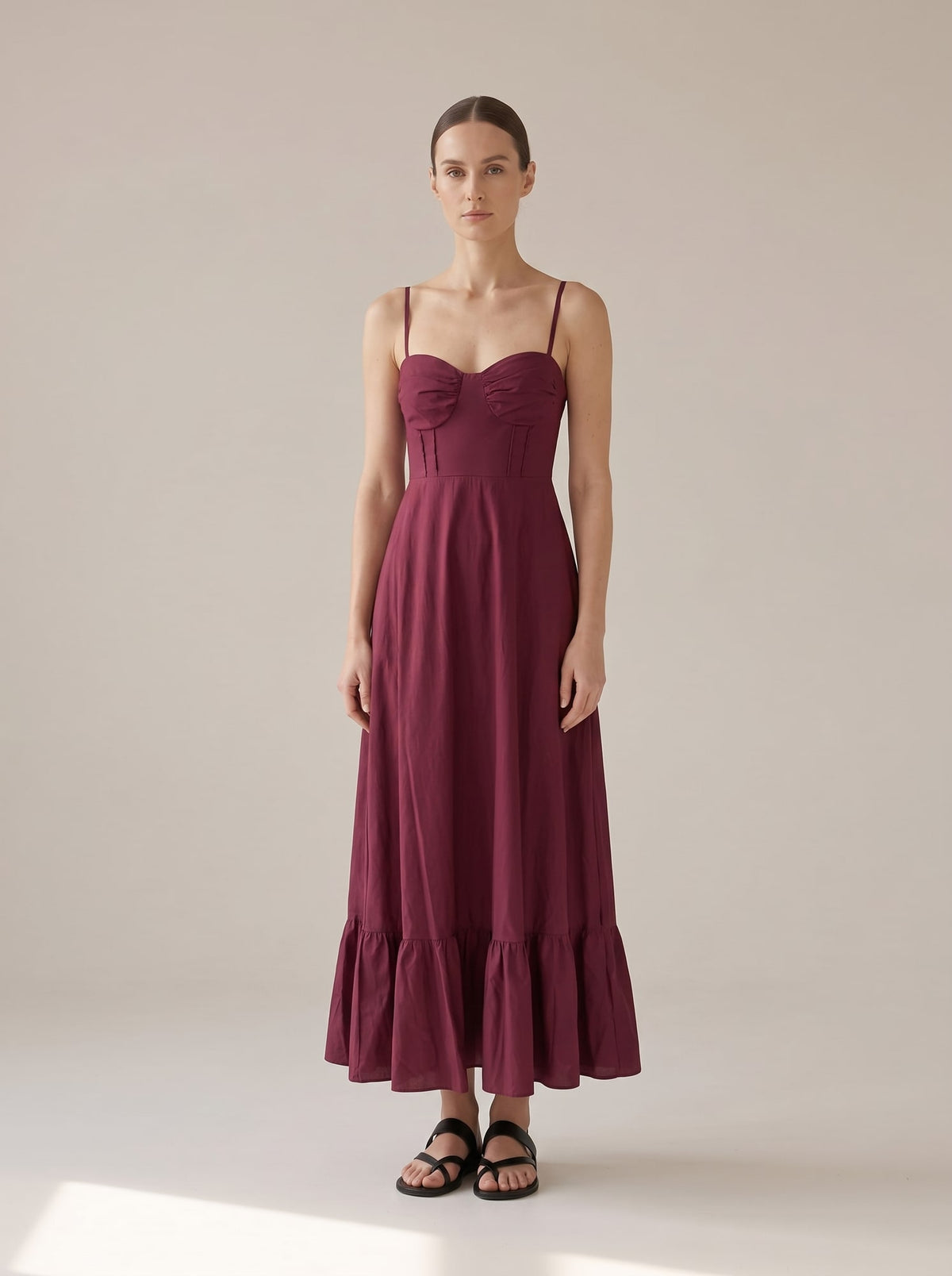 ABITO LUNGO BUSTIER CON BALZA Bordeaux - indossato - IRONICA