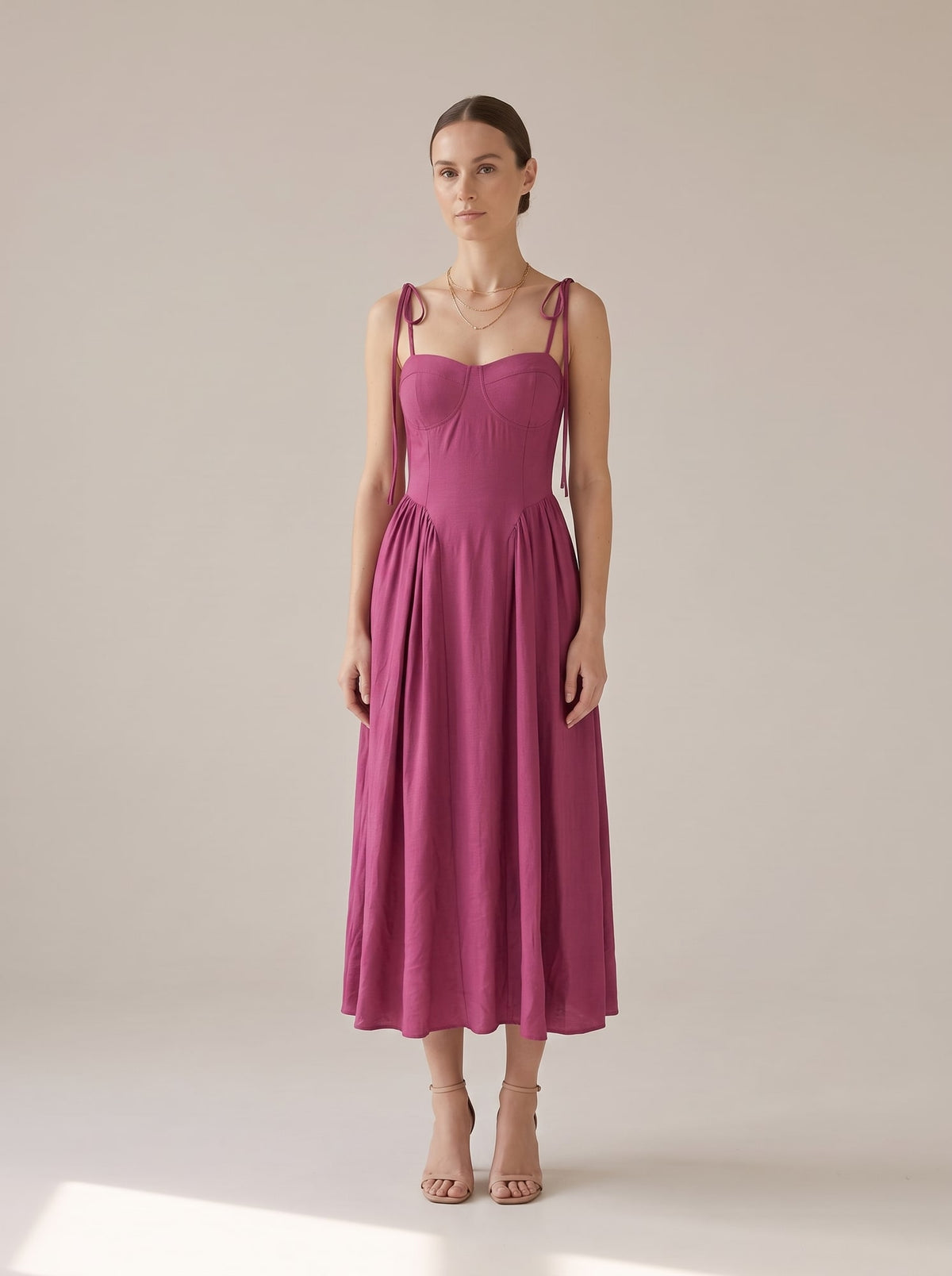 ABITO MIDI CON CORPETTO Rosa - indossato - IRONICA