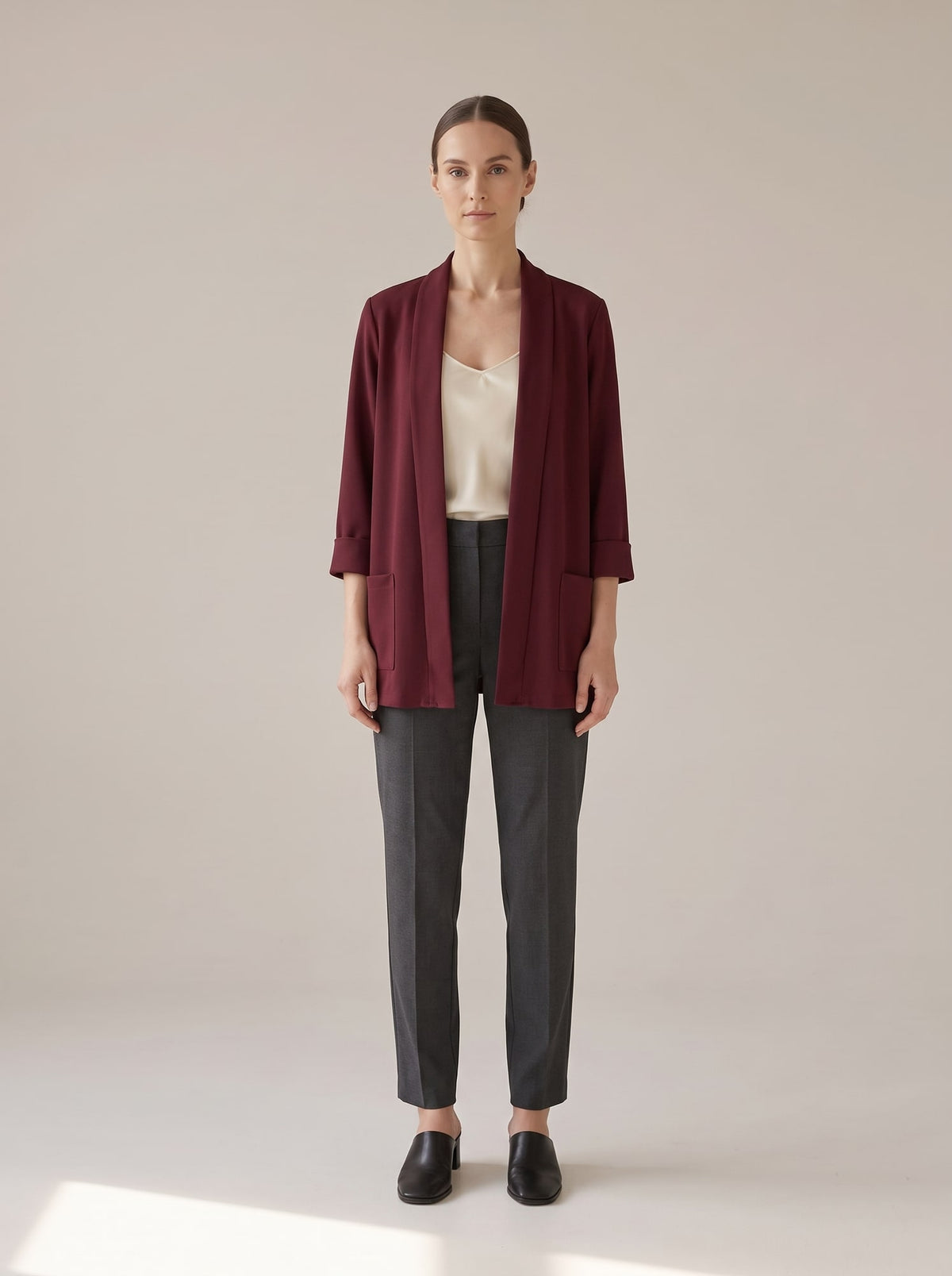 BLAZER APERTO CON COLLO A SCIALLE Burgundy - indossato - IRONICA
