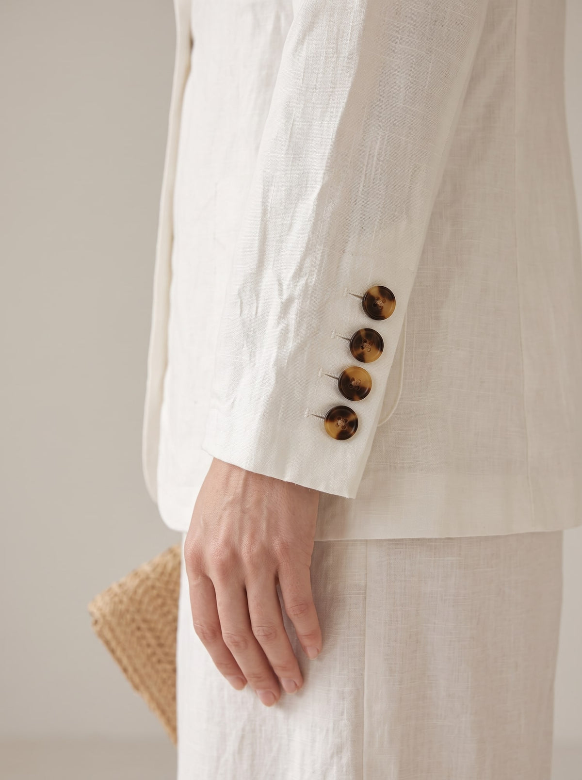 BLAZER IN LINO CON TASCHE Bianco - dettaglio - IRONICA