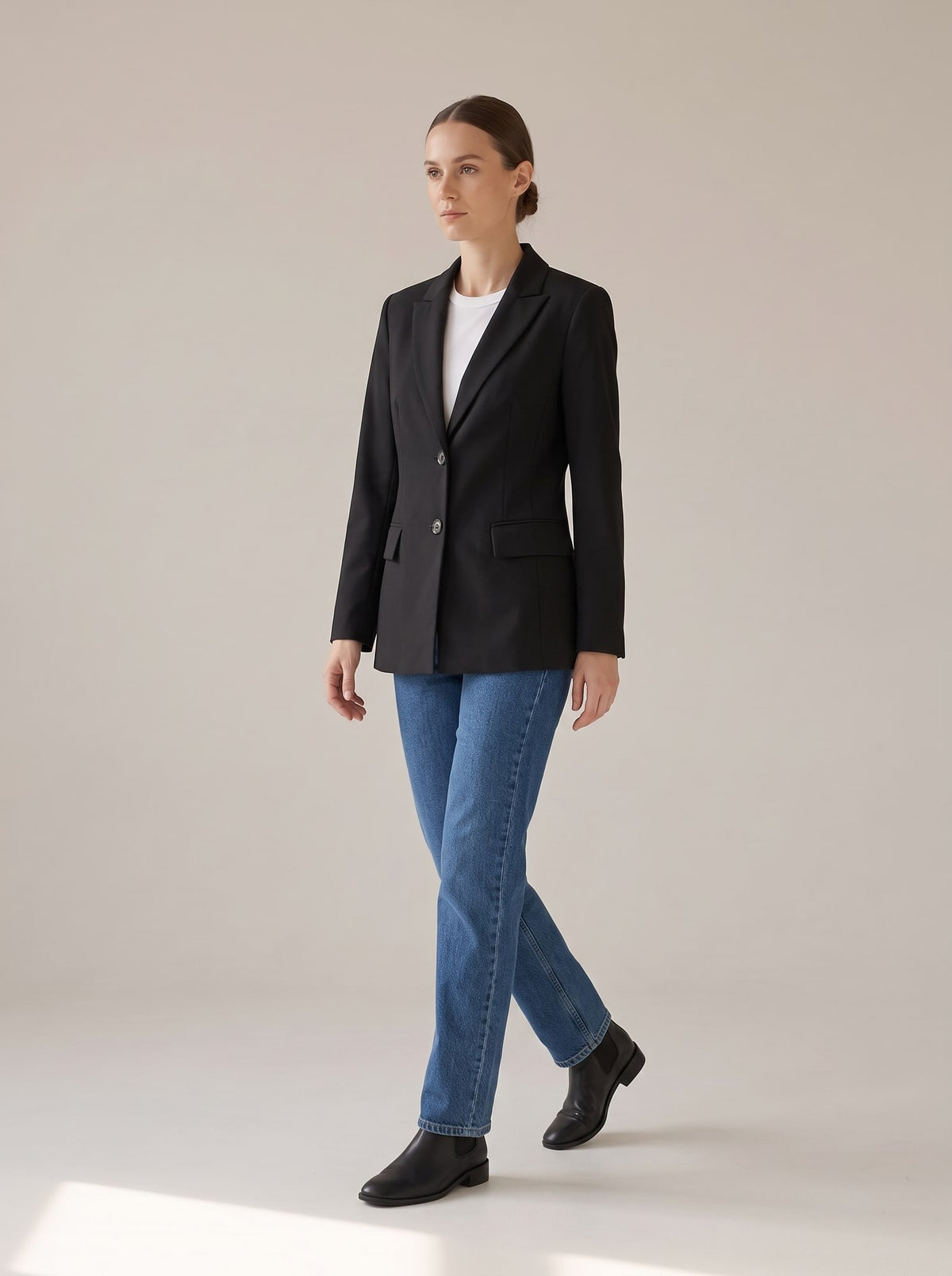 BLAZER SARTORIALE CON BOTTONI Nero - in movimento - IRONICA