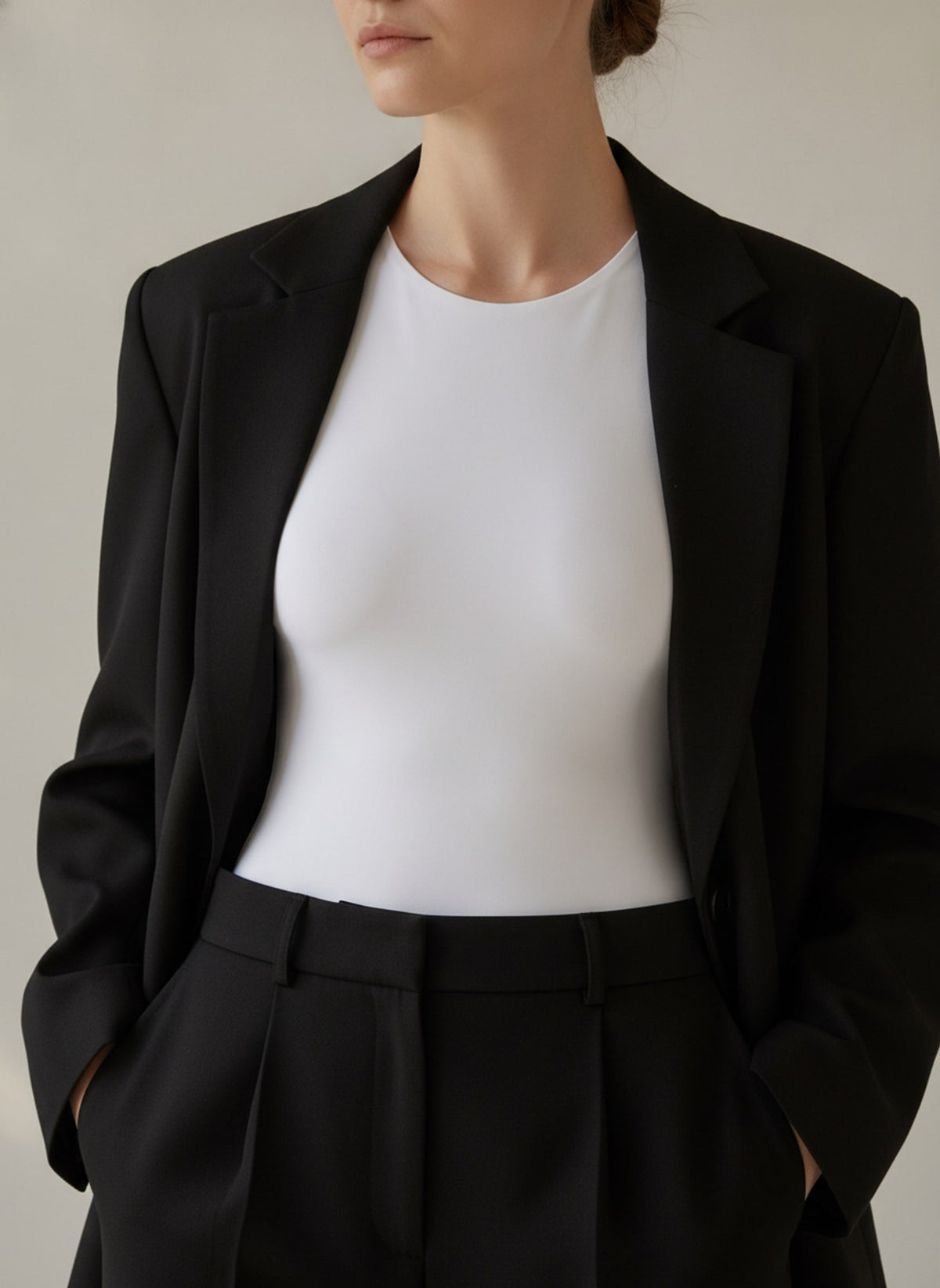 BODY CON SCOLLO ALL'AMERICANA Bianco - dettaglio - IRONICA