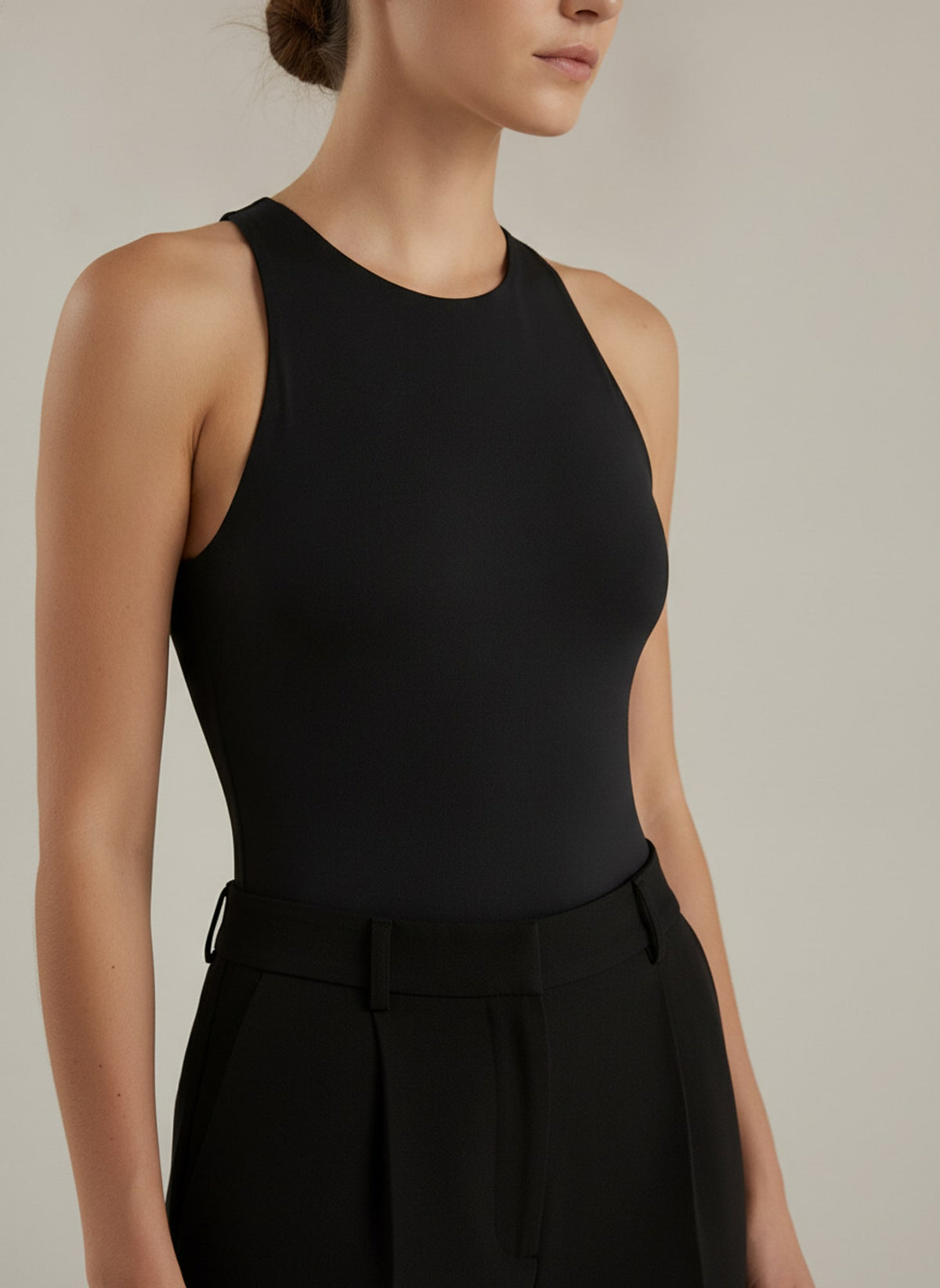 BODY CON SCOLLO ALL'AMERICANA Nero - dettaglio - IRONICA