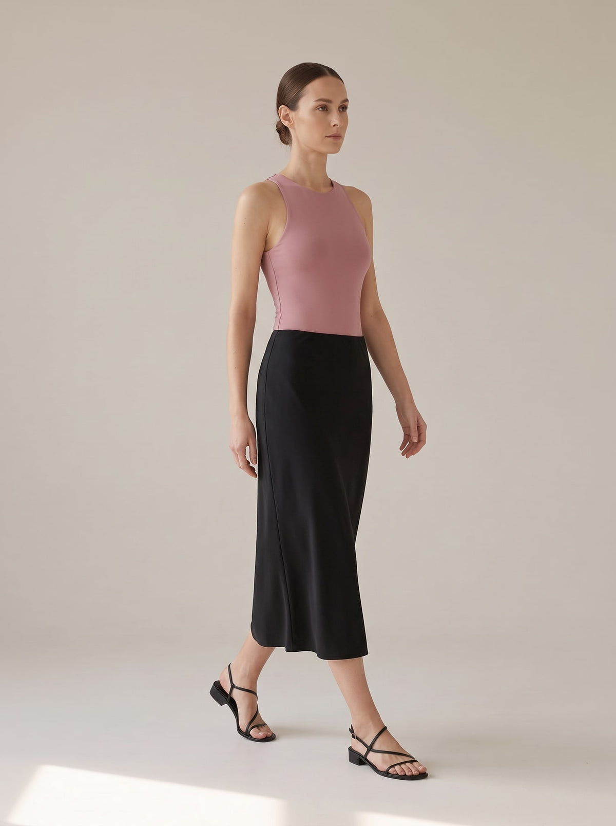 BODY CON SCOLLO ALL'AMERICANA Rosa - in movimento - IRONICA