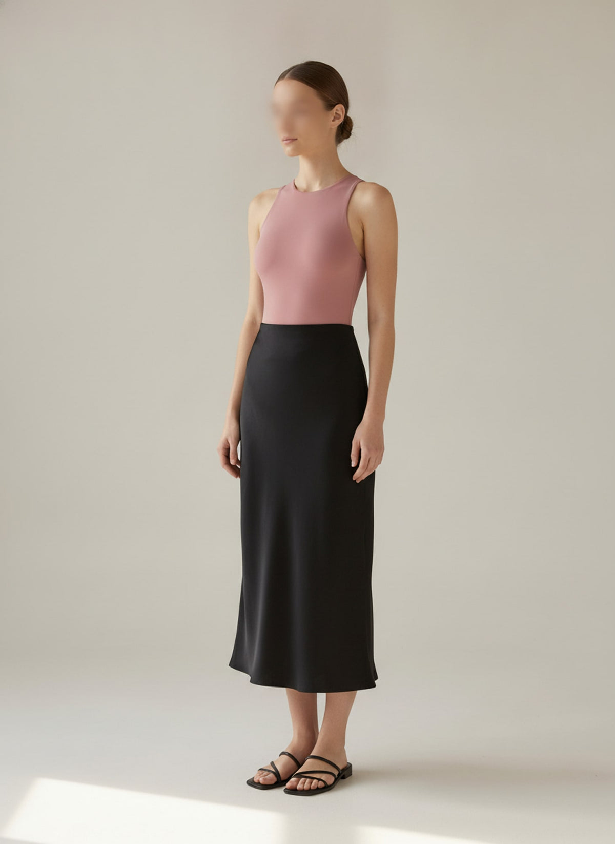 BODY CON SCOLLO ALL'AMERICANA Rosa - dettaglio - IRONICA
