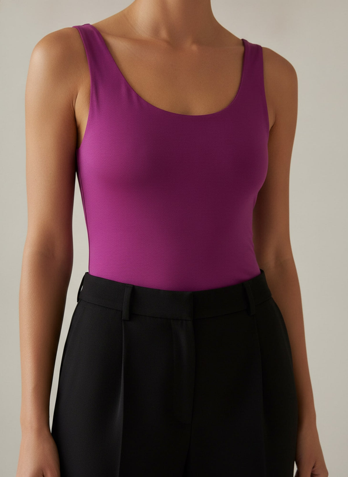 BODY SENZA MANICHE SCOLLO TONDO Magenta - dettaglio - IRONICA