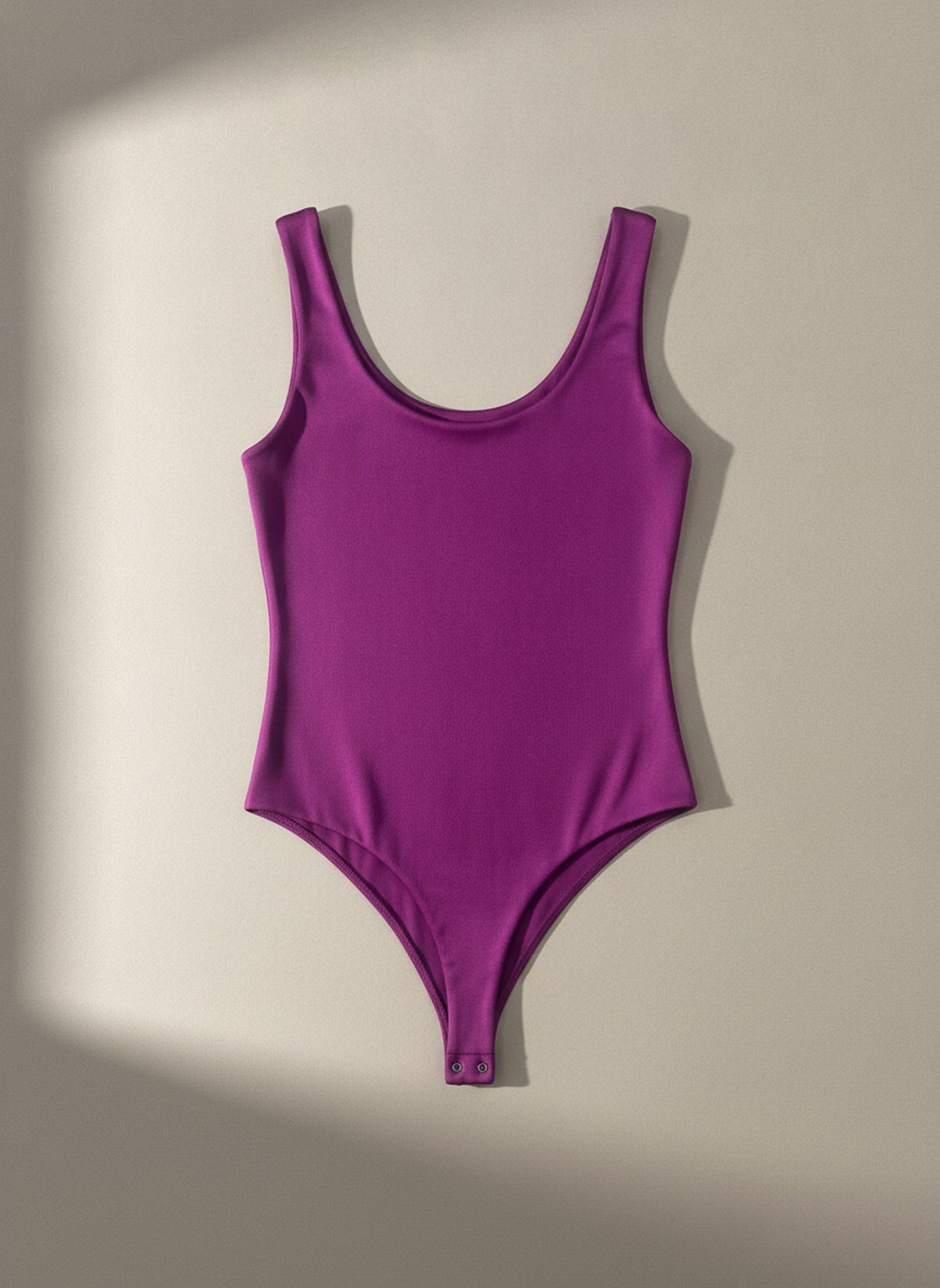 BODY SENZA MANICHE SCOLLO TONDO Magenta - still life - IRONICA