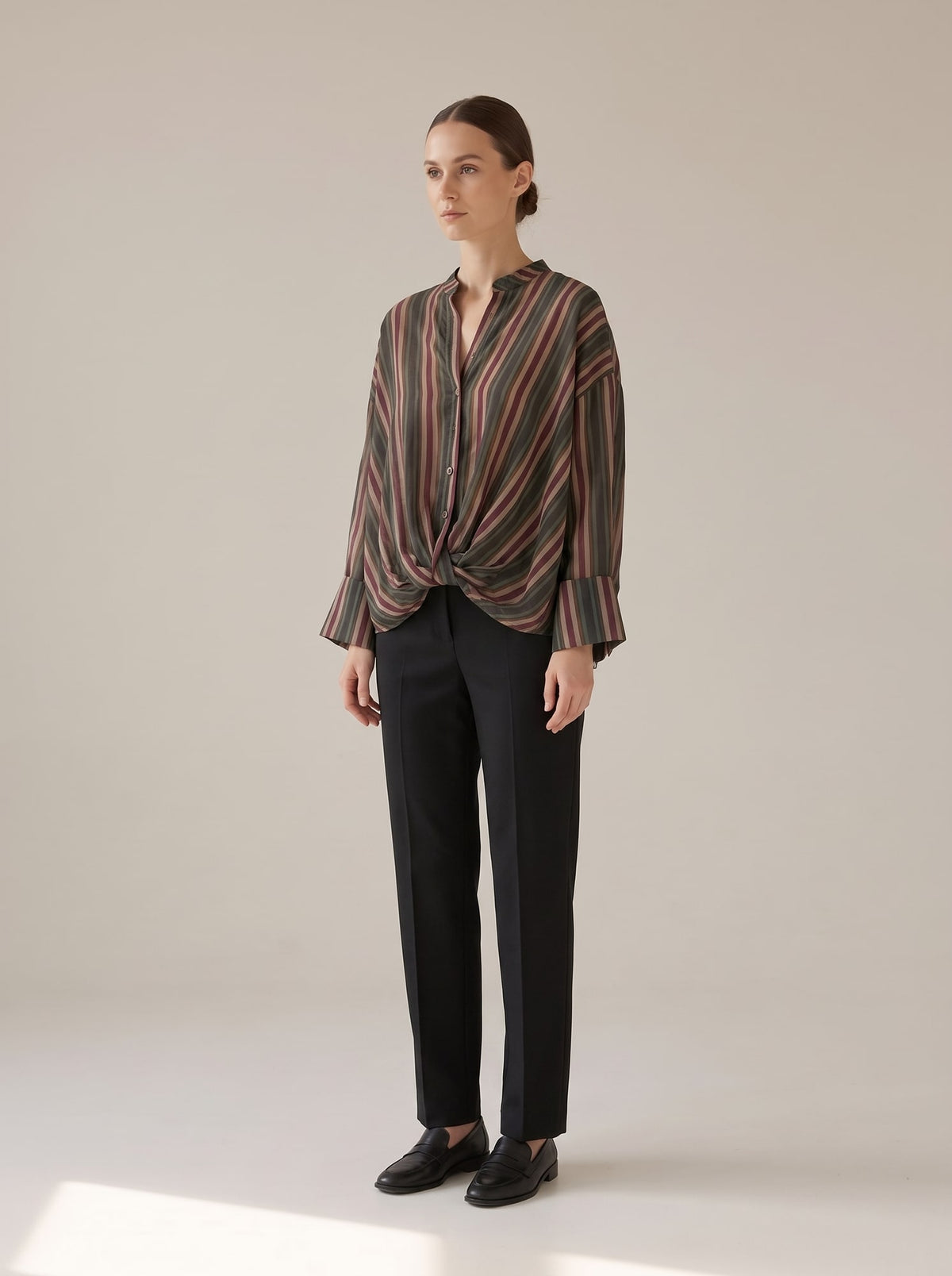CAMICIA A RIGHE CON NODO Verde - indossato - IRONICA
