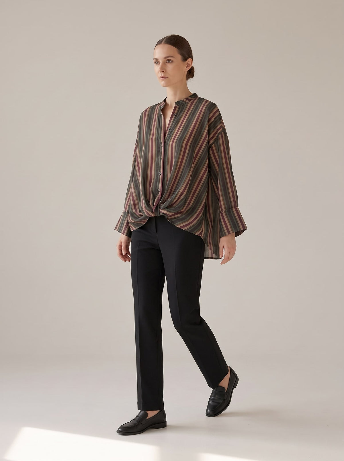 CAMICIA A RIGHE CON NODO Verde - in movimento - IRONICA