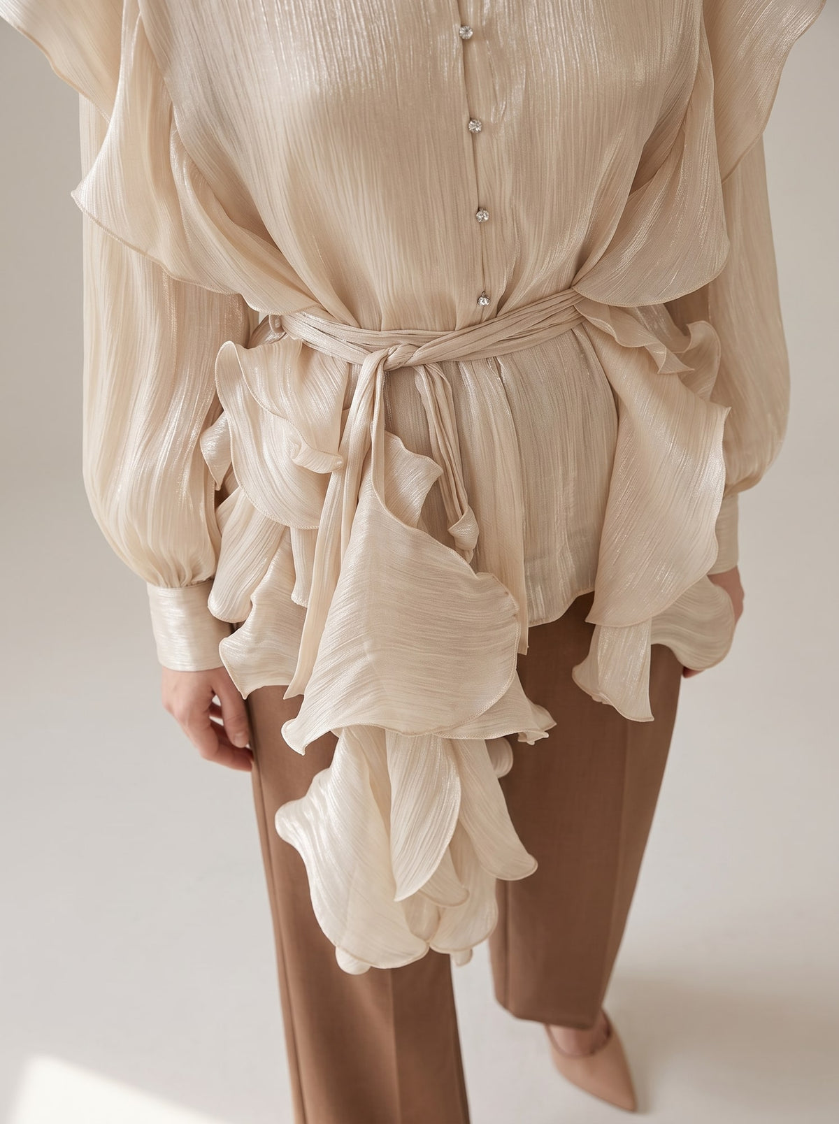 CAMICIA SEMITRASPARENTE CON ROUCHES Beige - dettaglio - IRONICA
