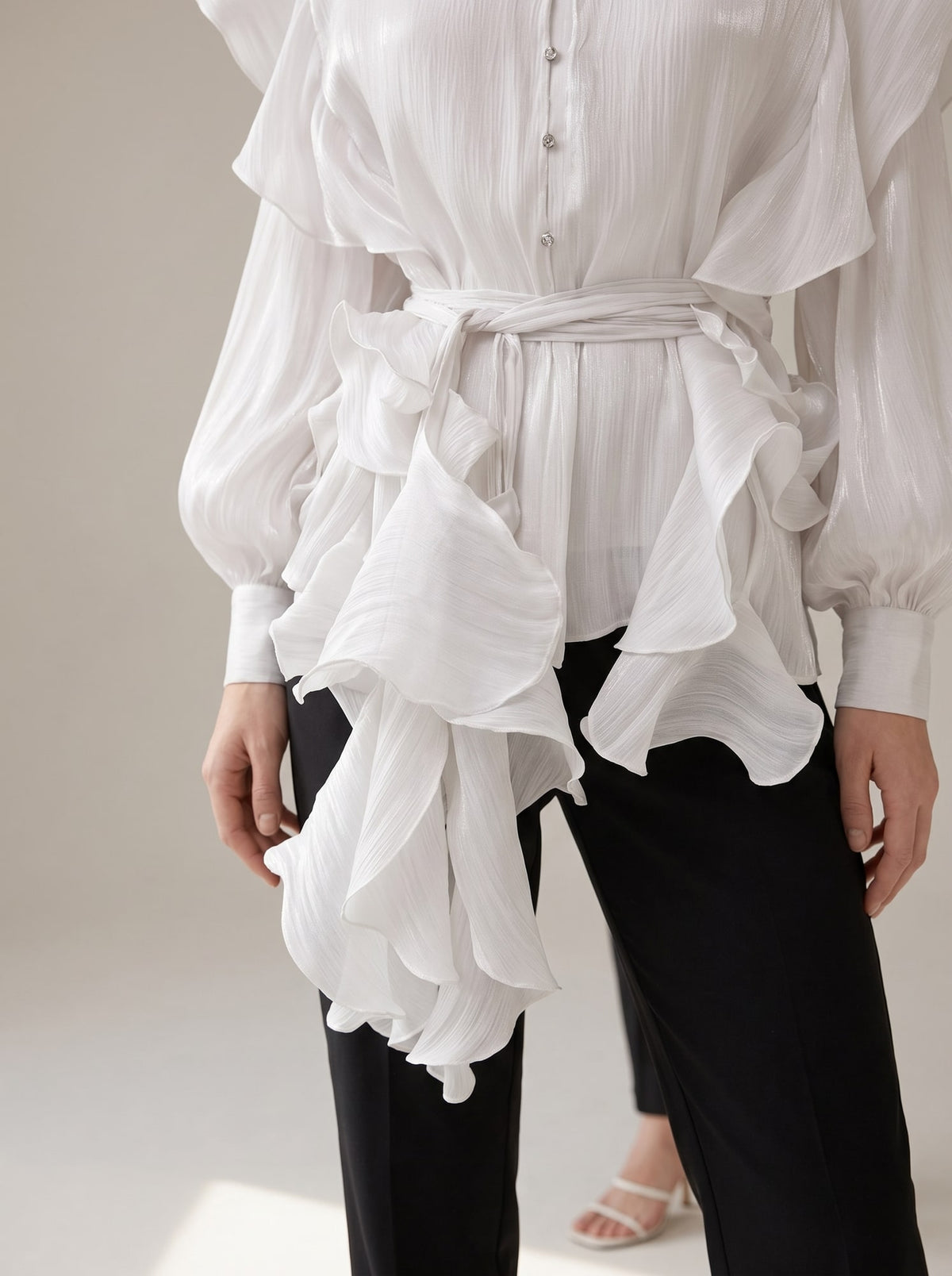 CAMICIA SEMITRASPARENTE CON ROUCHES Bianco - dettaglio - IRONICA