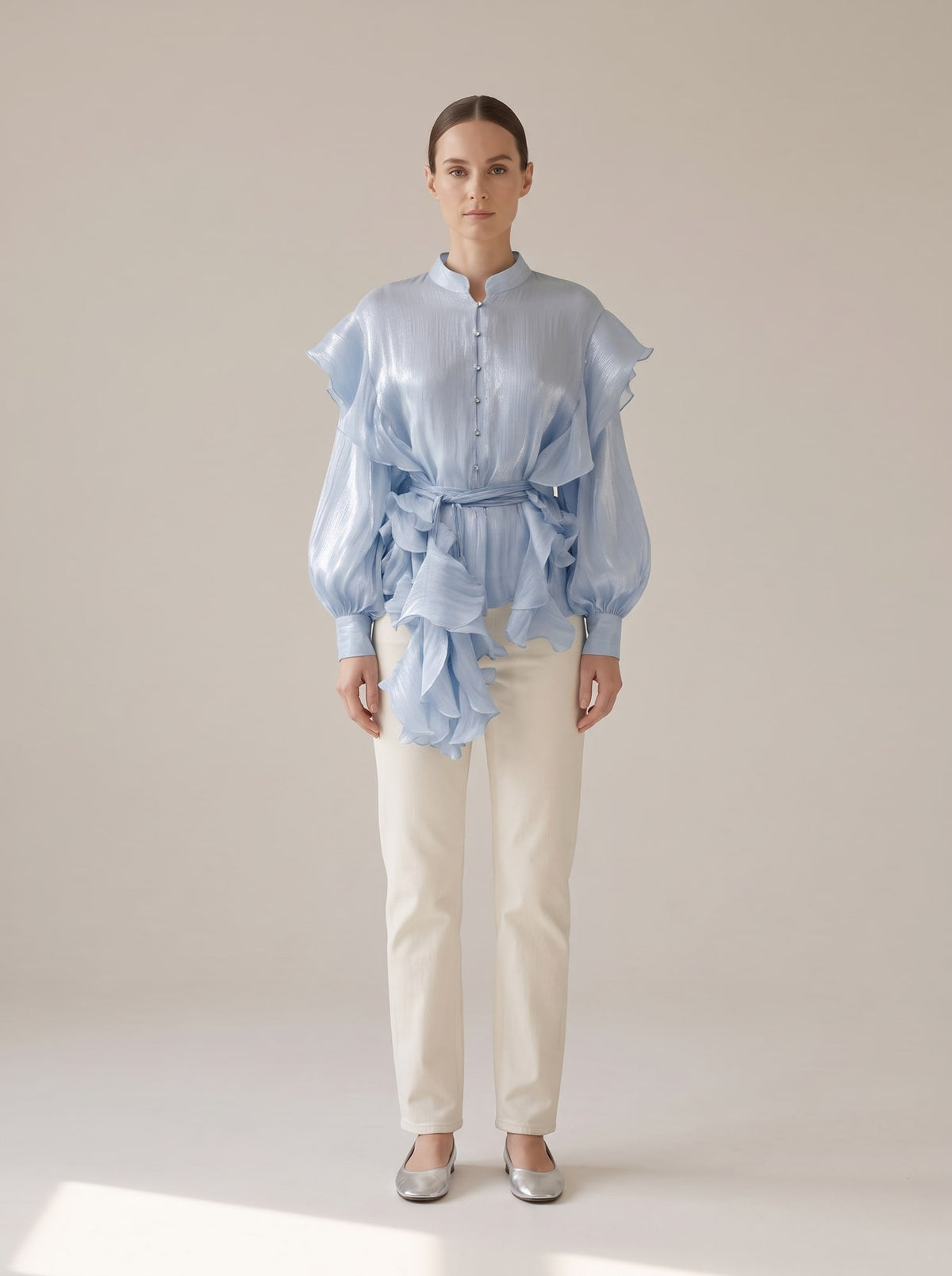 CAMICIA SEMITRASPARENTE CON ROUCHES Blu - indossato - IRONICA