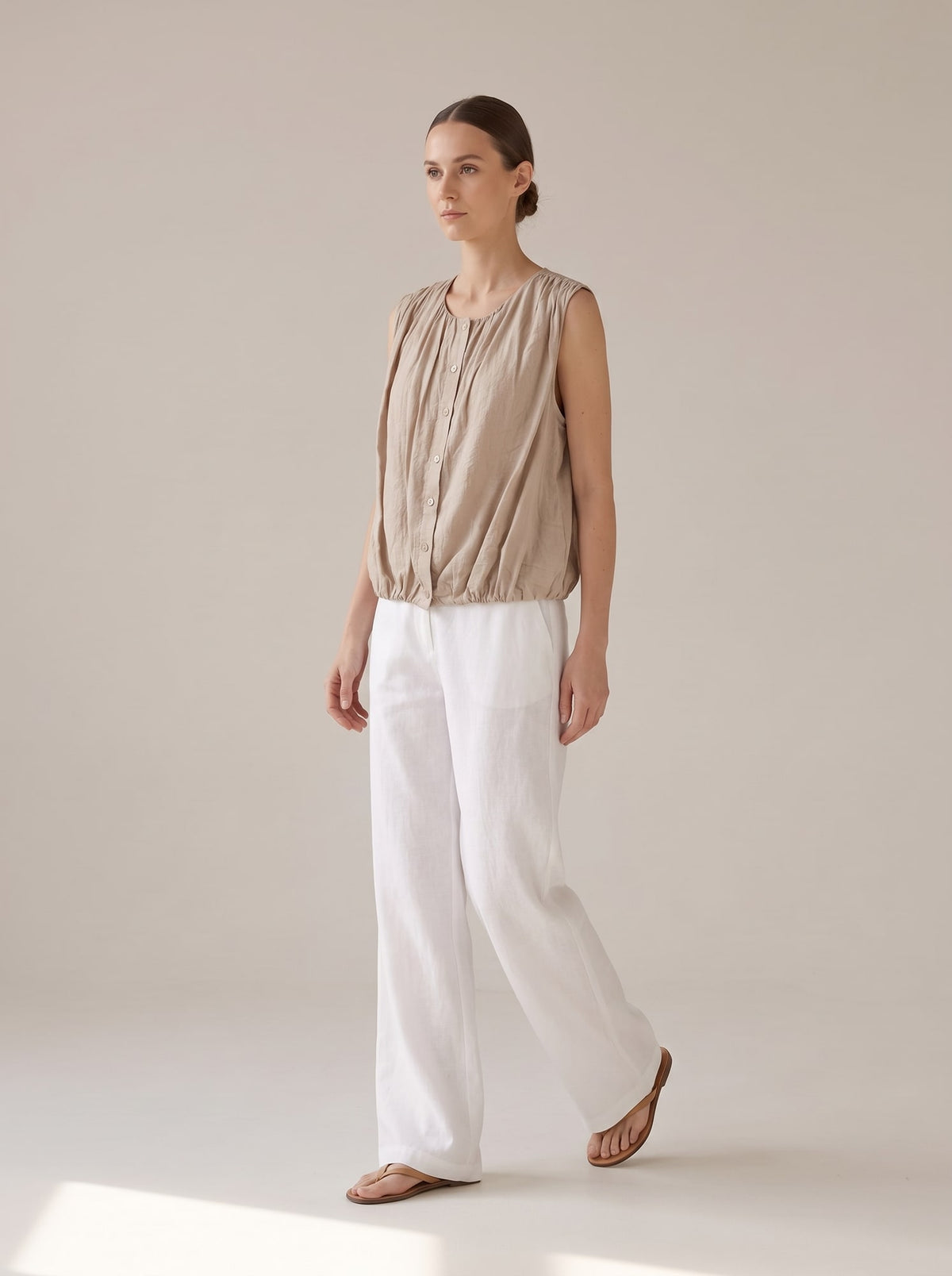 CAMICIA SENZA MANICHE EFFETTO PALLONCINO Beige - in movimento - IRONICA