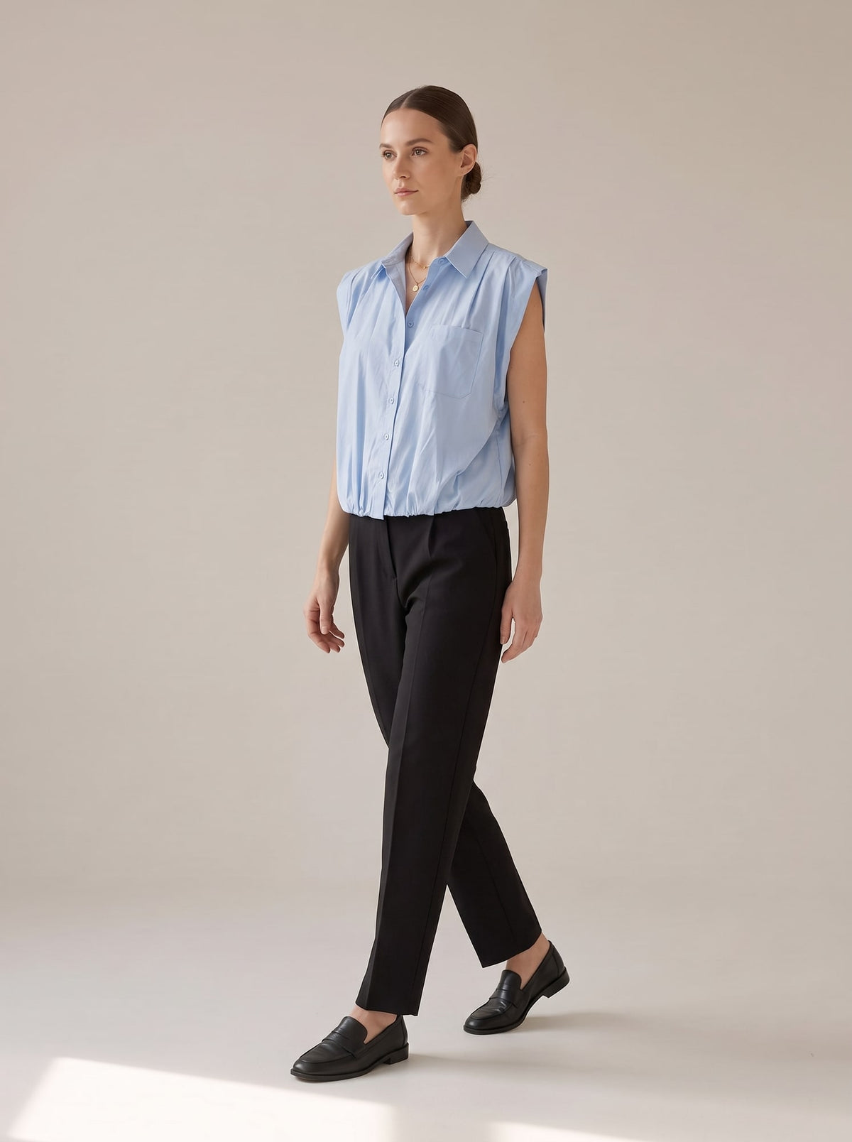 CAMICIA SMANICATA EFFETTO PALLONCINO Azzurro - in movimento - IRONICA