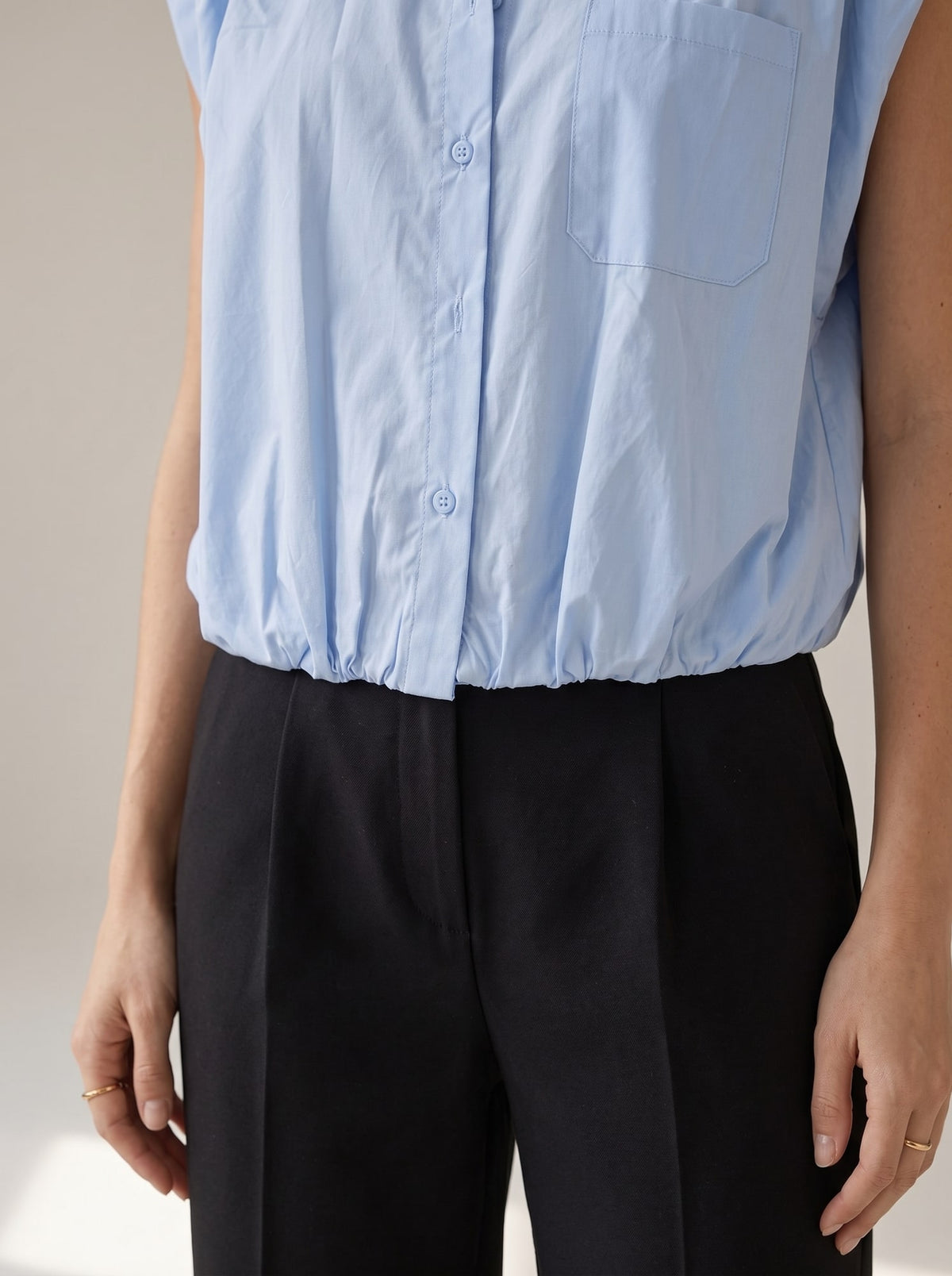 CAMICIA SMANICATA EFFETTO PALLONCINO Azzurro - dettaglio - IRONICA