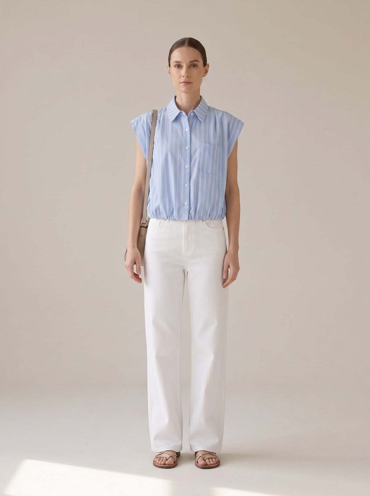 CAMICIA SMANICATA EFFETTO PALLONCINO Bianco-Celeste - indossato - IRONICA