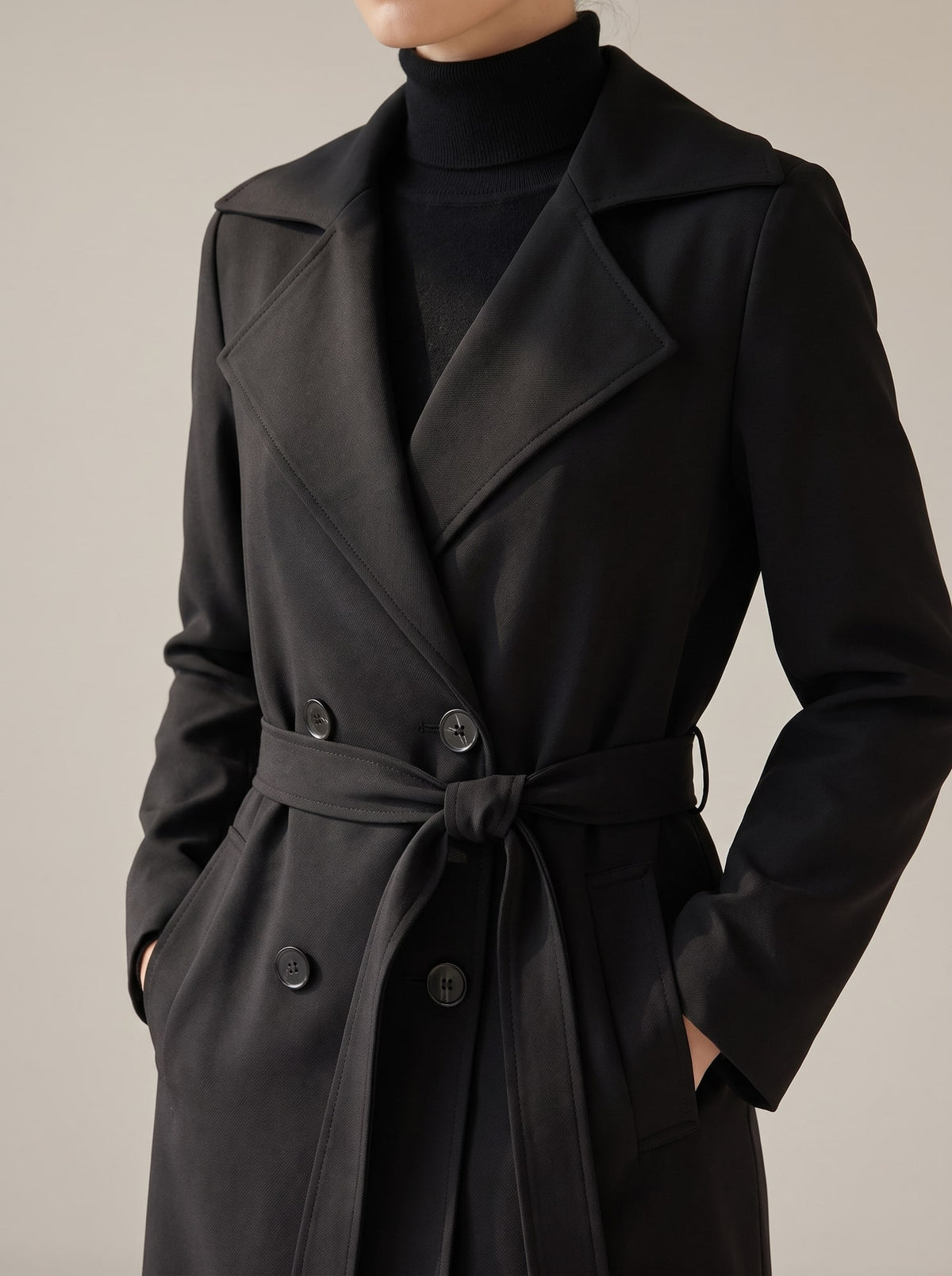 CAPPOTTO DOPPIOPETTO CON CINTURA Nero - dettaglio - IRONICA