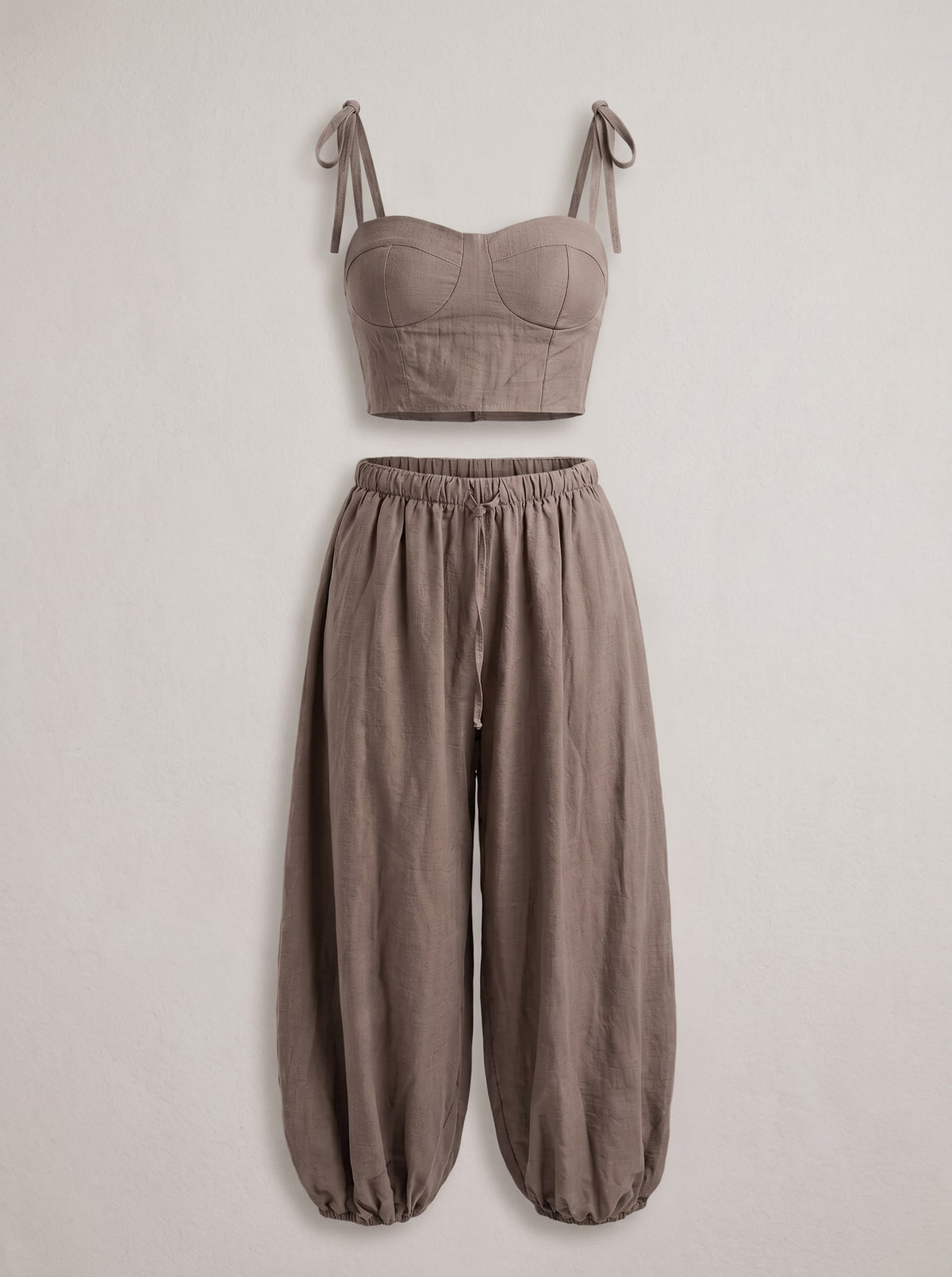 COORDINATO CROP TOP E PANTALONI HAREM Fango - still life - IRONICA