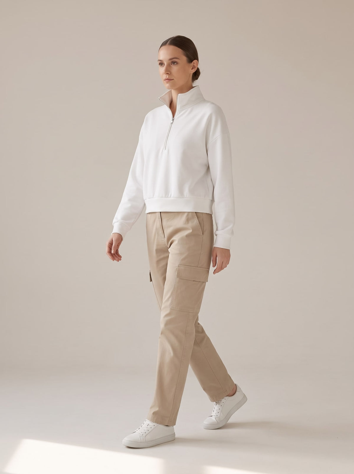 FELPA CROP CON CERNIERA Bianco - in movimento - IRONICA