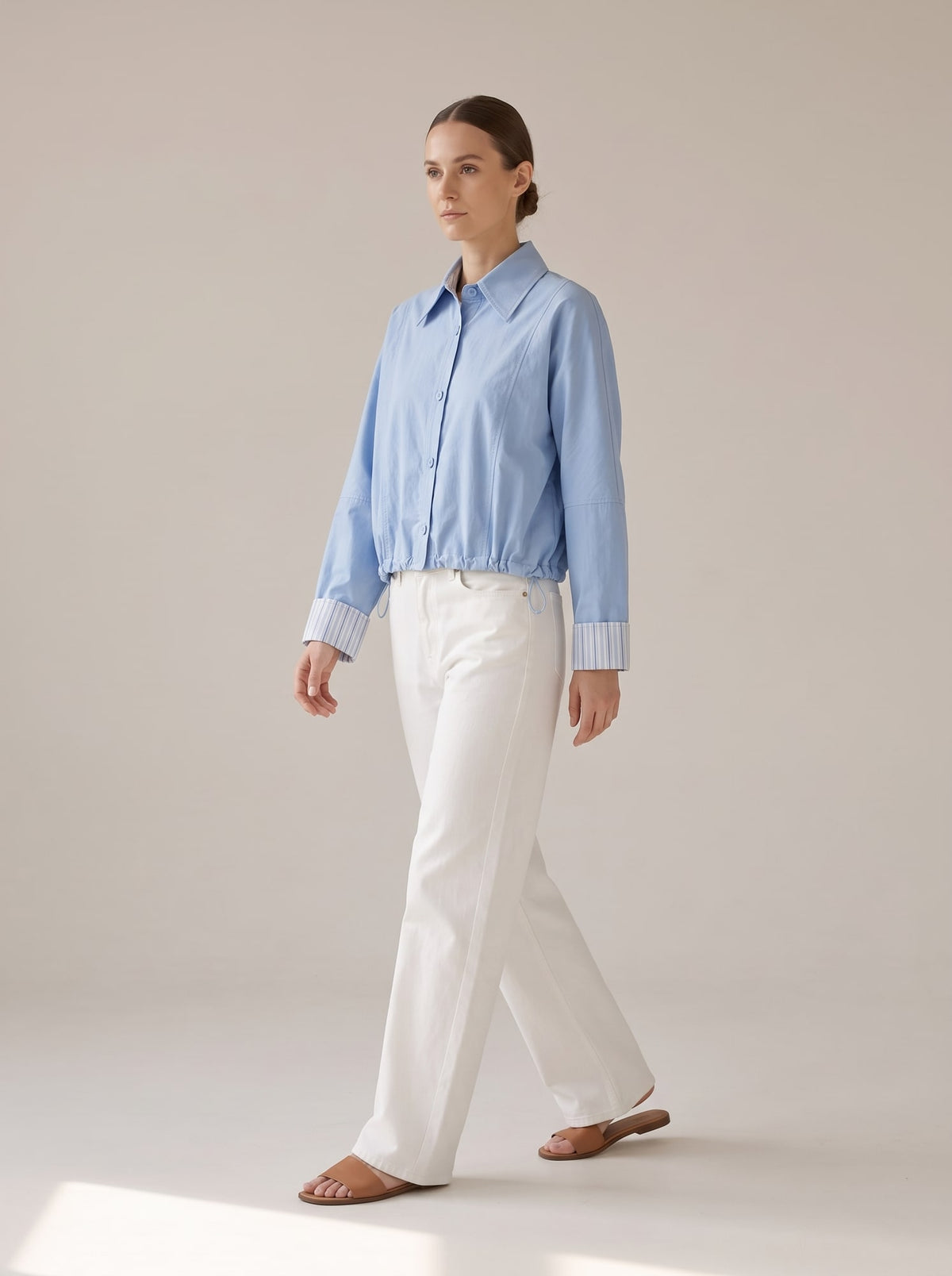GIACCA CROPPED CON COULISSE Celeste - in movimento - IRONICA