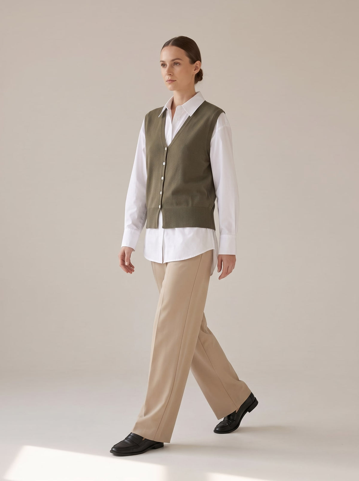 GILET IN MAGLIA CON BOTTONI Militare - in movimento - IRONICA