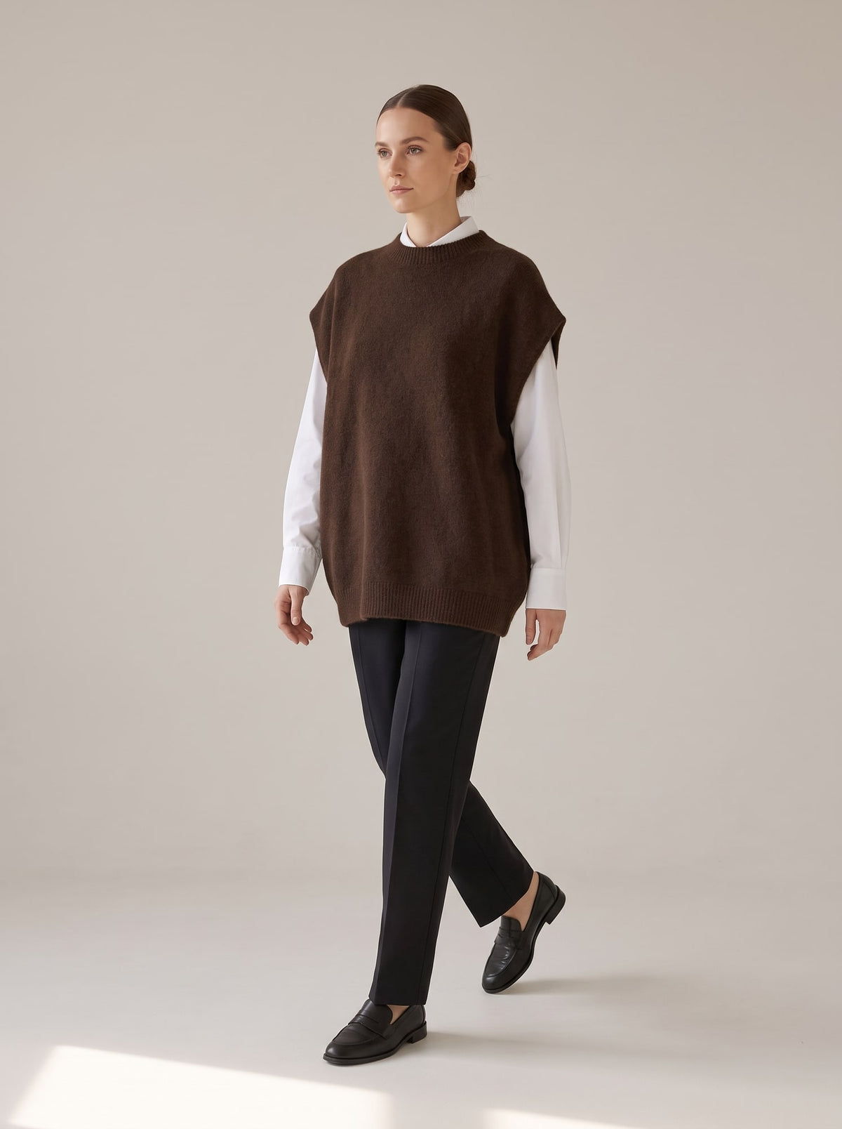 GILET IN MAGLIA GIROCOLLO Moro - in movimento - IRONICA