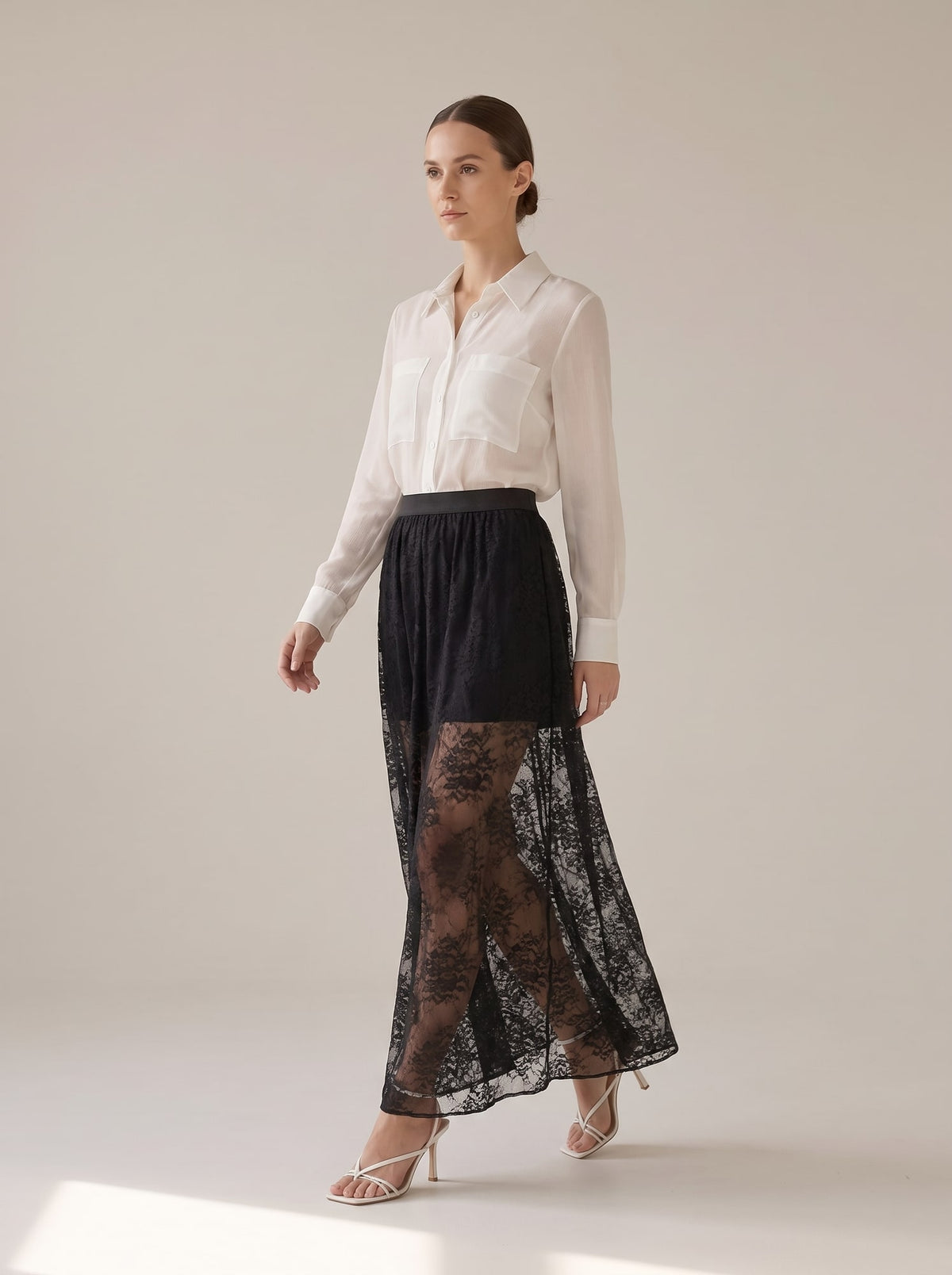 GONNA LUNGA IN PIZZO Nero - in movimento - IRONICA