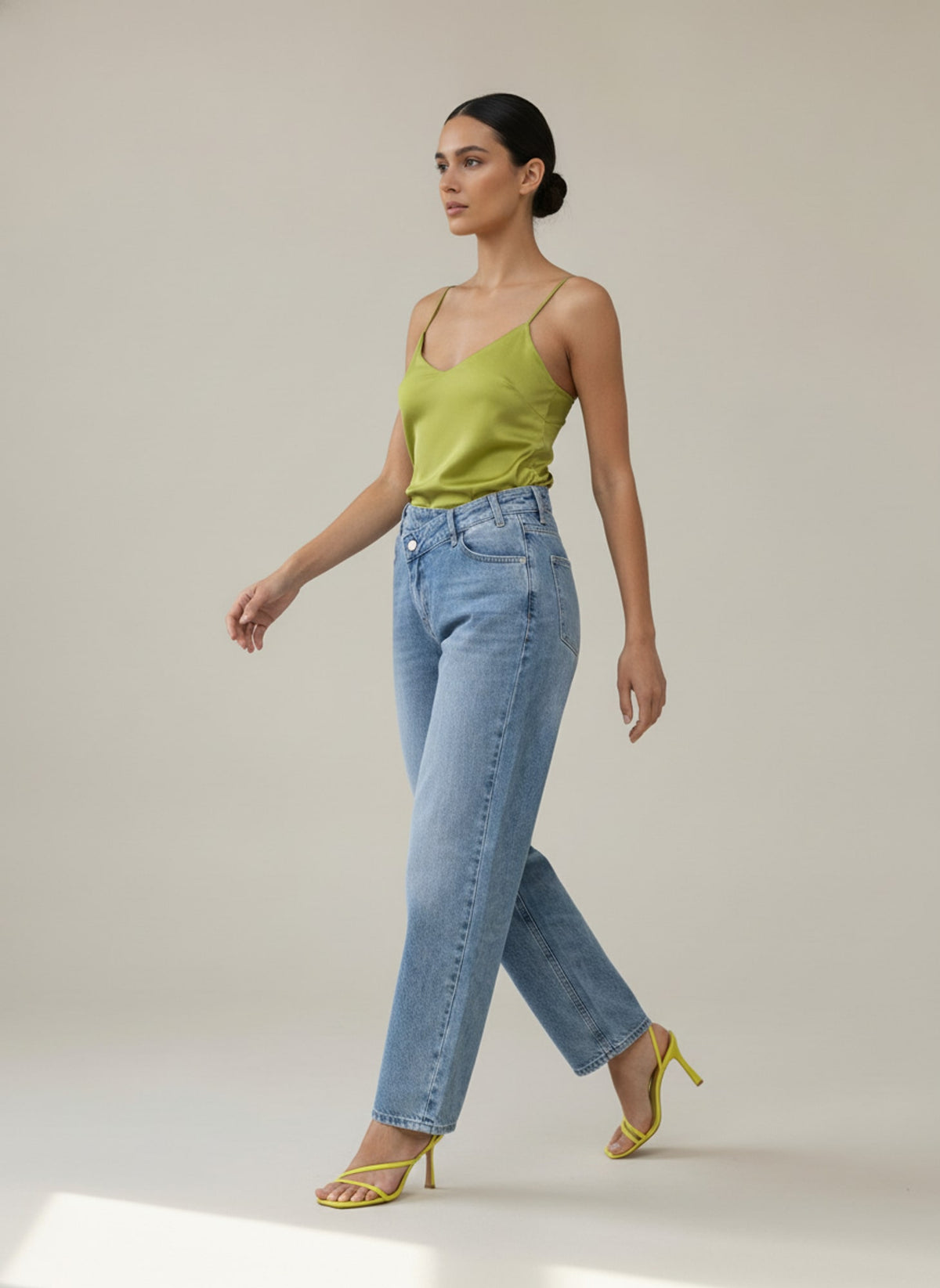 JEANS BAGGY VITA ASIMMETRICA Denim - in movimento - IRONICA