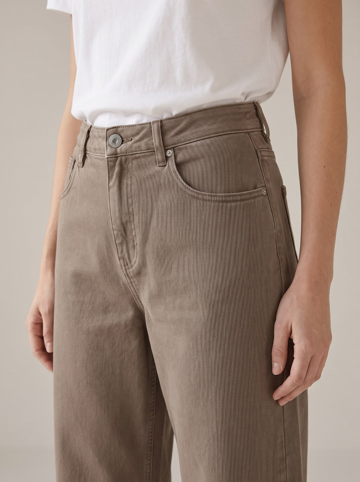JEANS WIDE LEG A VITA ALTA Tortora - dettaglio - IRONICA