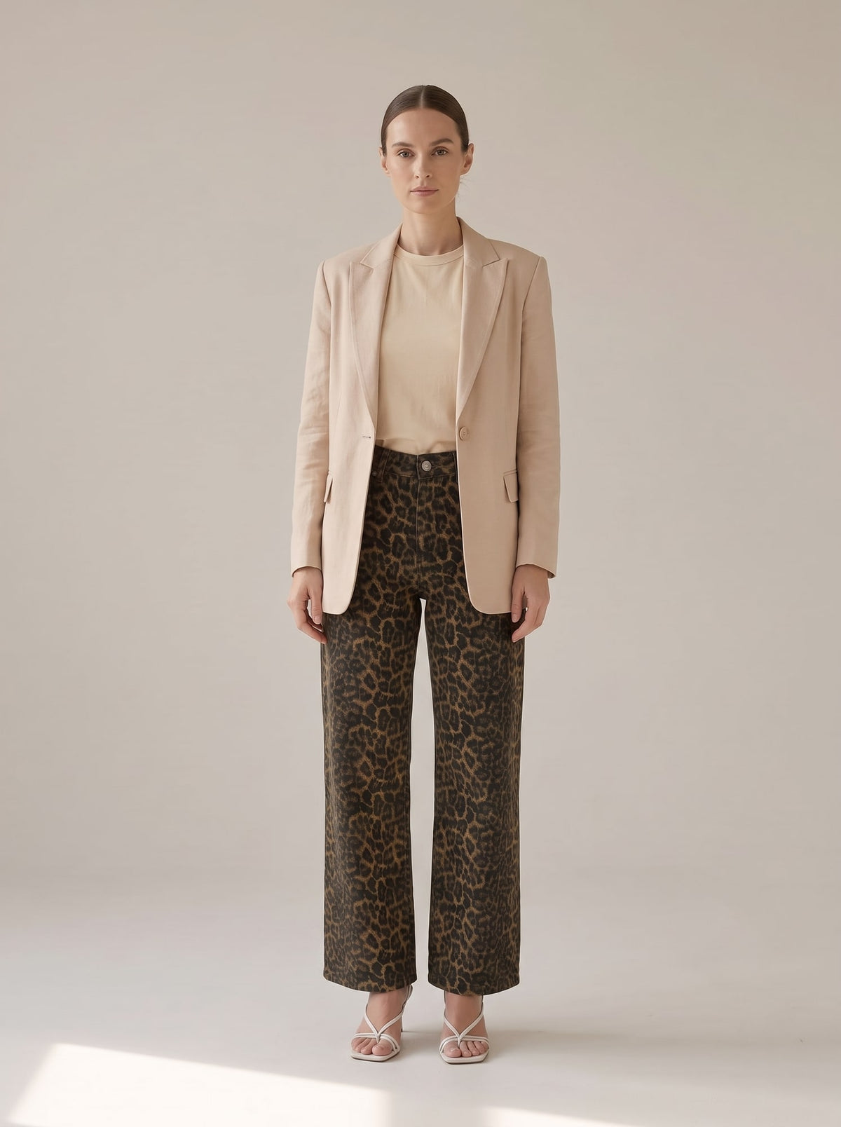 JEANS WIDE LEG LEOPARDATI Animalier - indossato - IRONICA