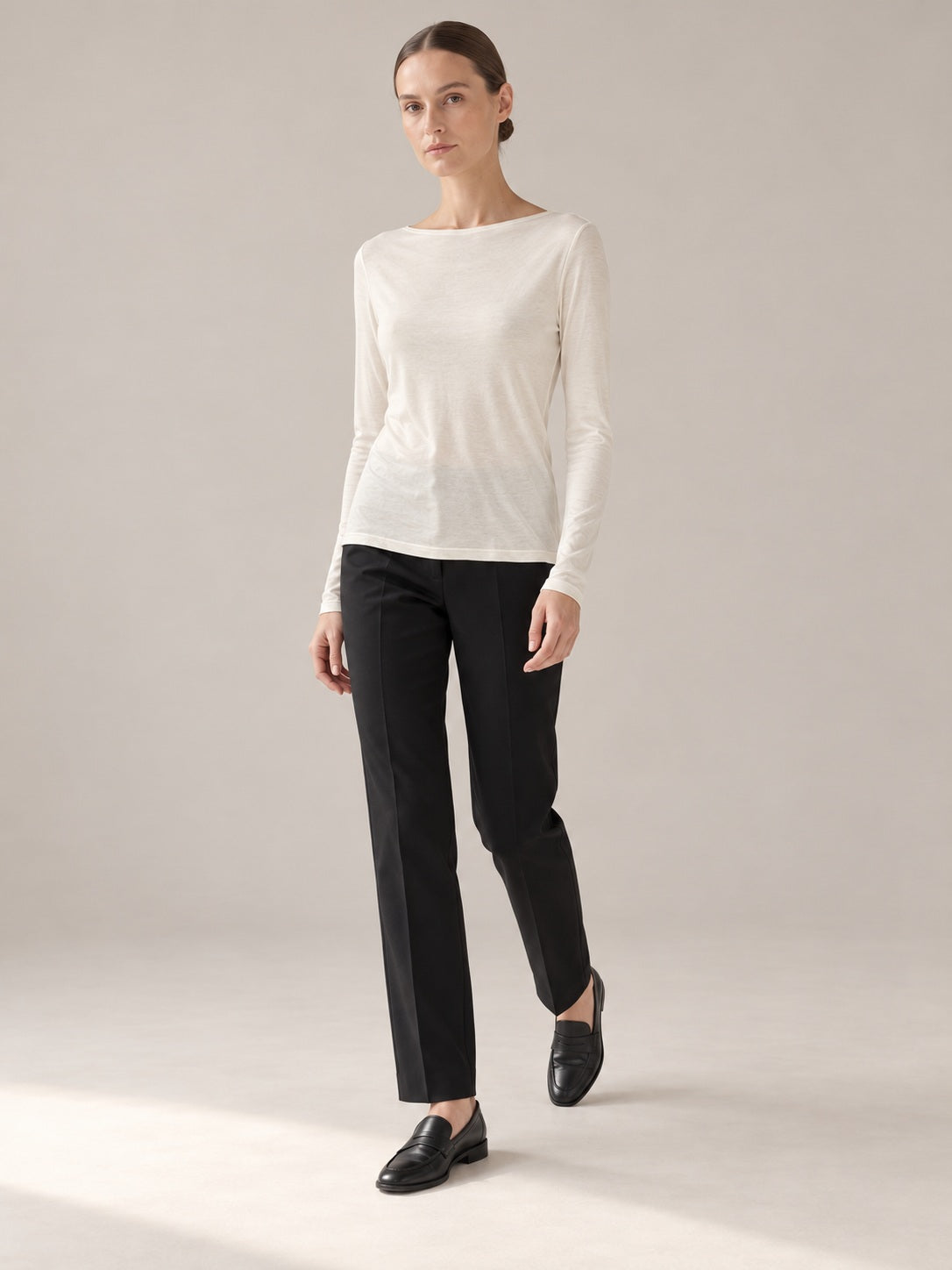 MAGLIA MISTO CASHMERE Avorio - movimento - IRONICA