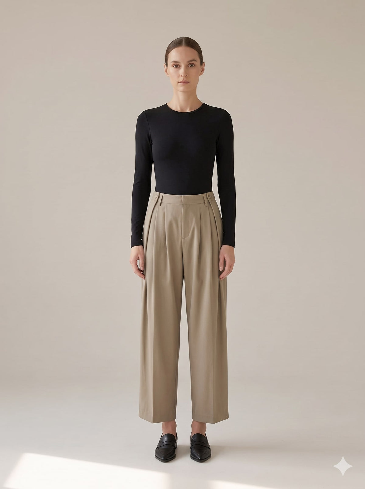 PANTALONI DRITTO CON PINCES Beige - indossato - IRONICA