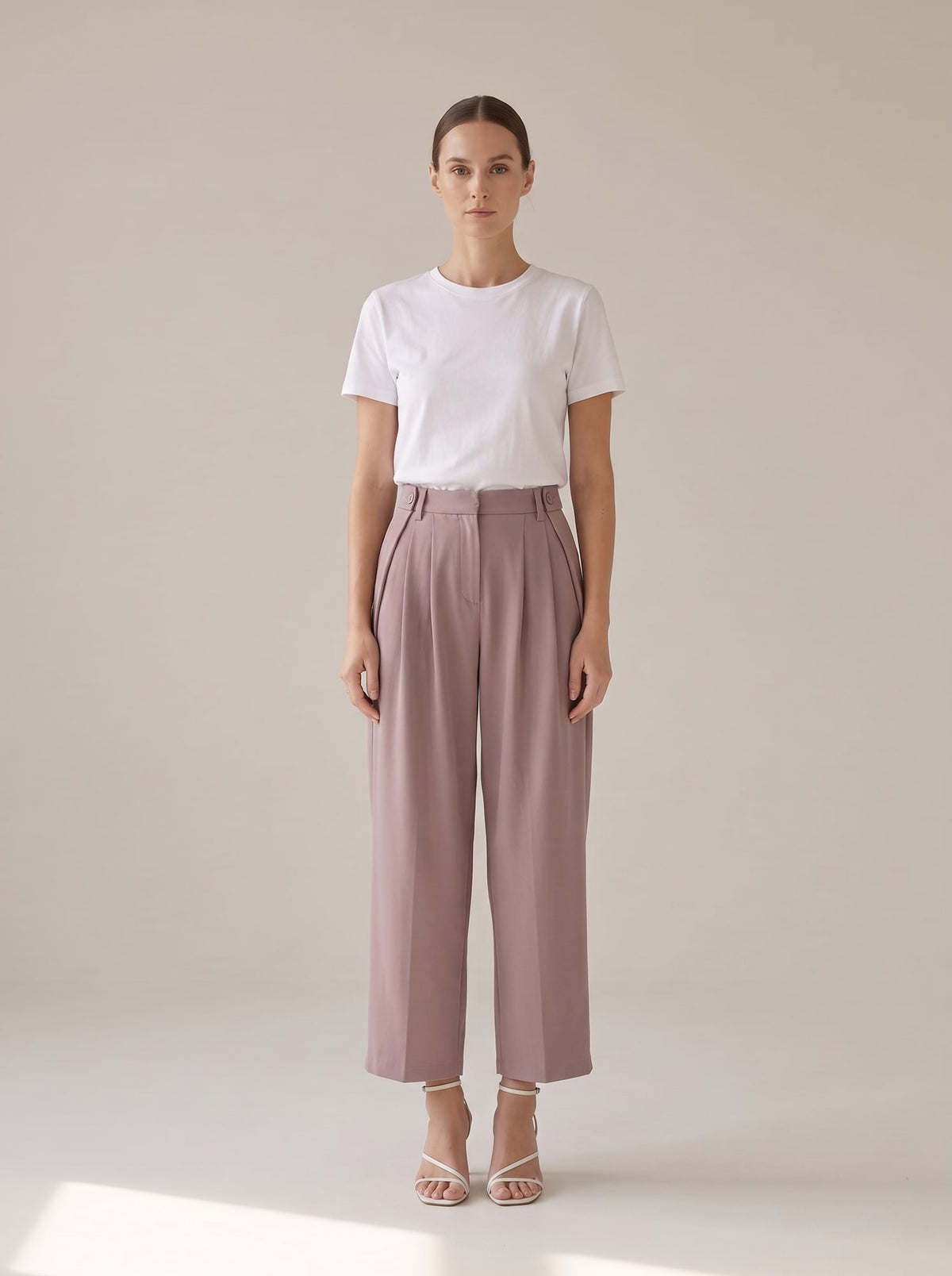 PANTALONI DRITTO CON PINCES Rosa - indossato - IRONICA