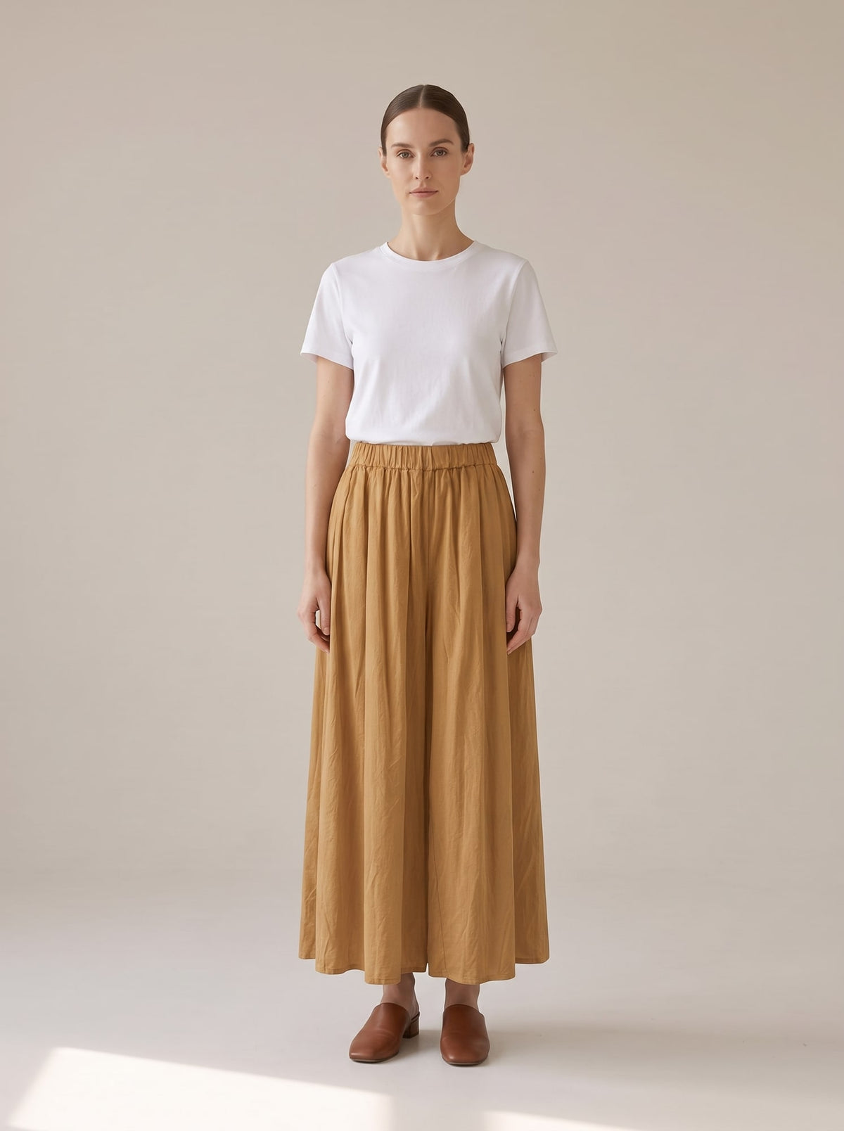 PANTALONI WIDE LEG A VITA ALTA Cammello - indossato - IRONICA
