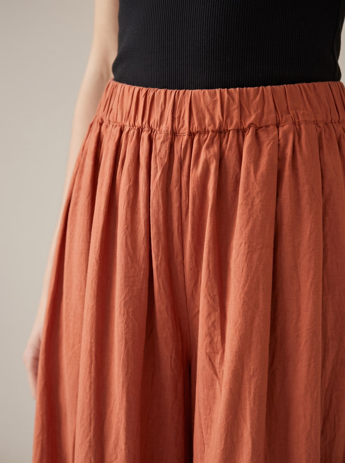 PANTALONI WIDE LEG A VITA ALTA Coccio - dettaglio - IRONICA