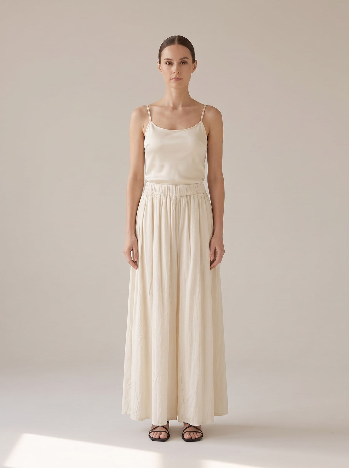 PANTALONI WIDE LEG A VITA ALTA Panna - indossato - IRONICA