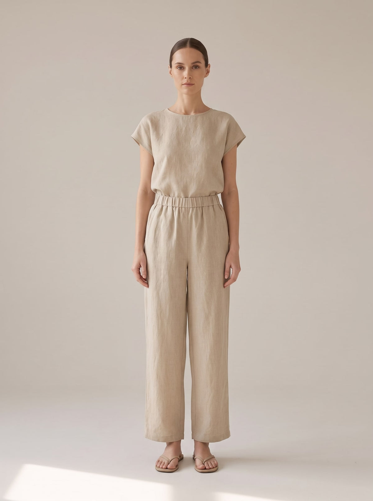 PANTALONI WIDE LEG IN LINO Beige - indossato - IRONICA