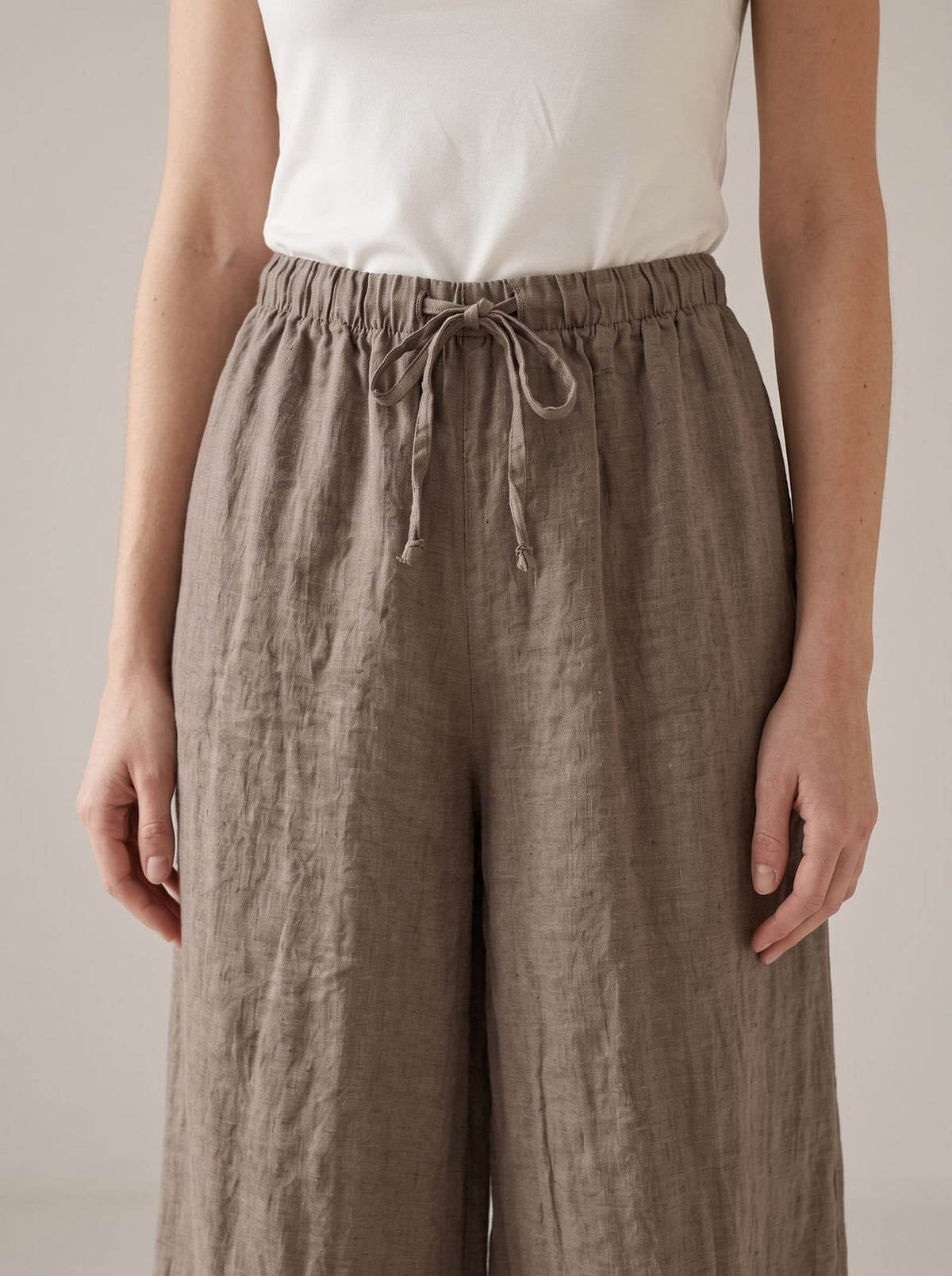 PANTALONI WIDE LEG IN LINO Fango - dettaglio - IRONICA