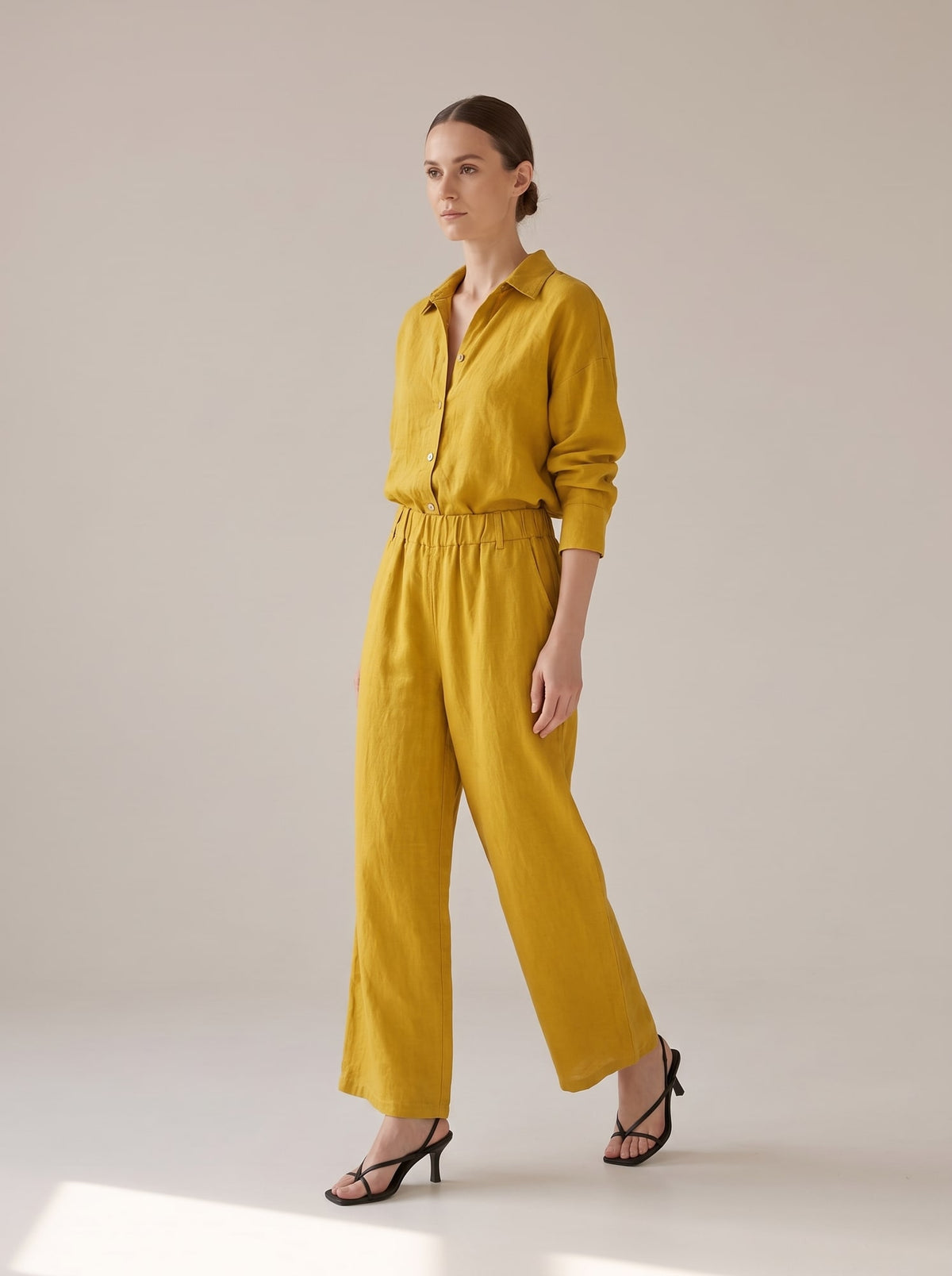 PANTALONI WIDE LEG IN LINO Senape - in movimento - IRONICA