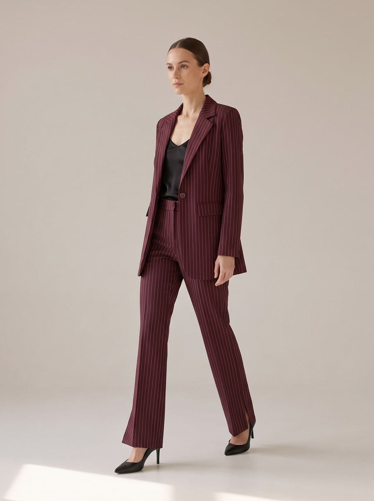 TAILLEUR GESSATO CON CINTURA Burgundy - in movimento - IRONICA