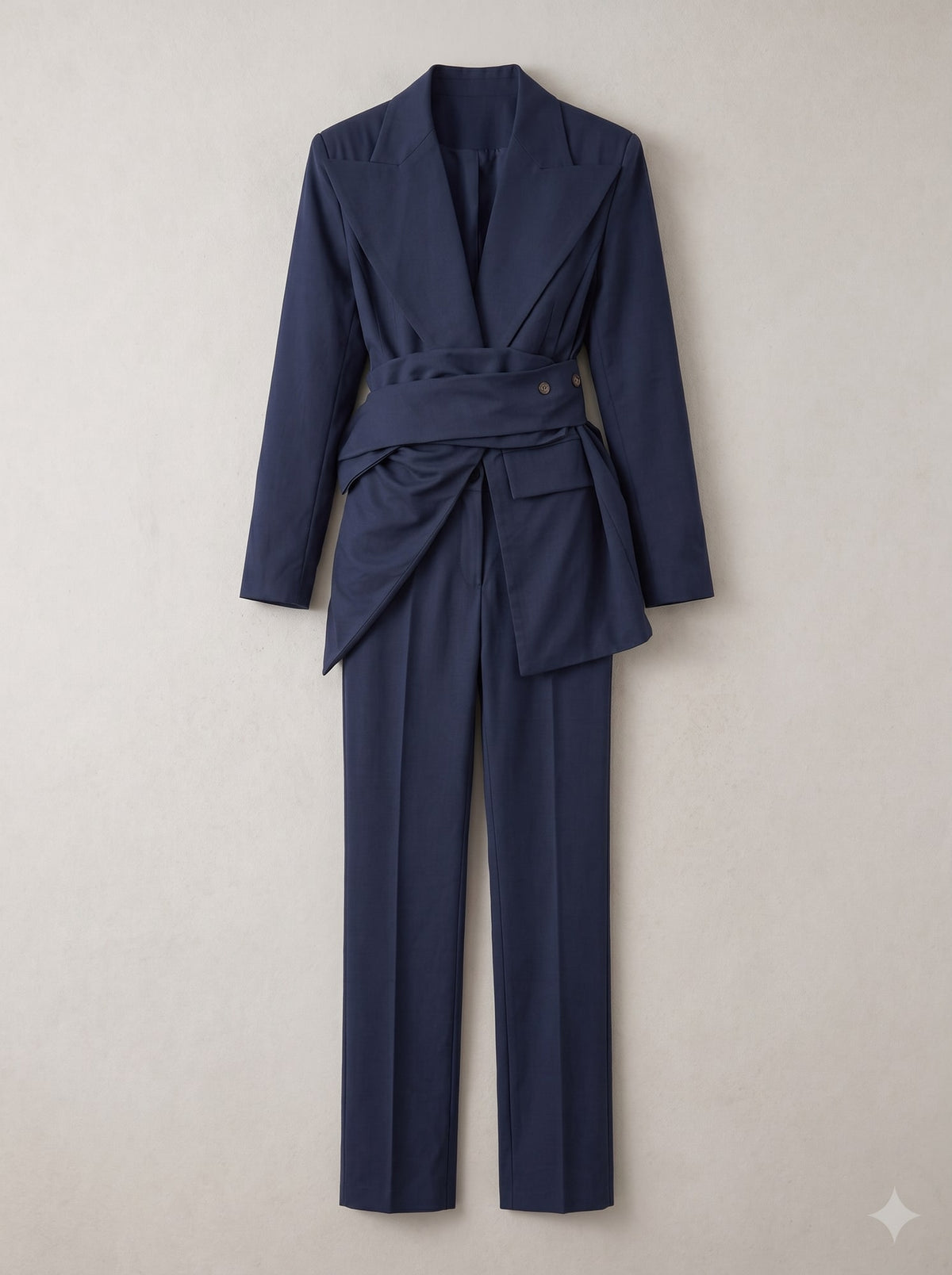 TAILLEUR INCROCIATO CON CINTURA Blu - still life - IRONICA
