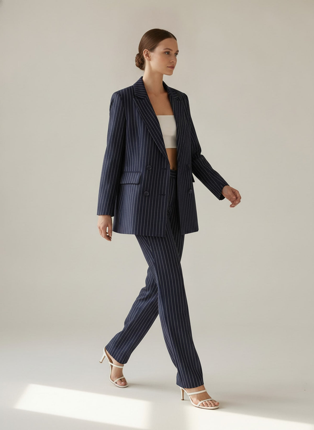 TAILLEUR OVERSIZE GESSATO Blu - in movimento - IRONICA