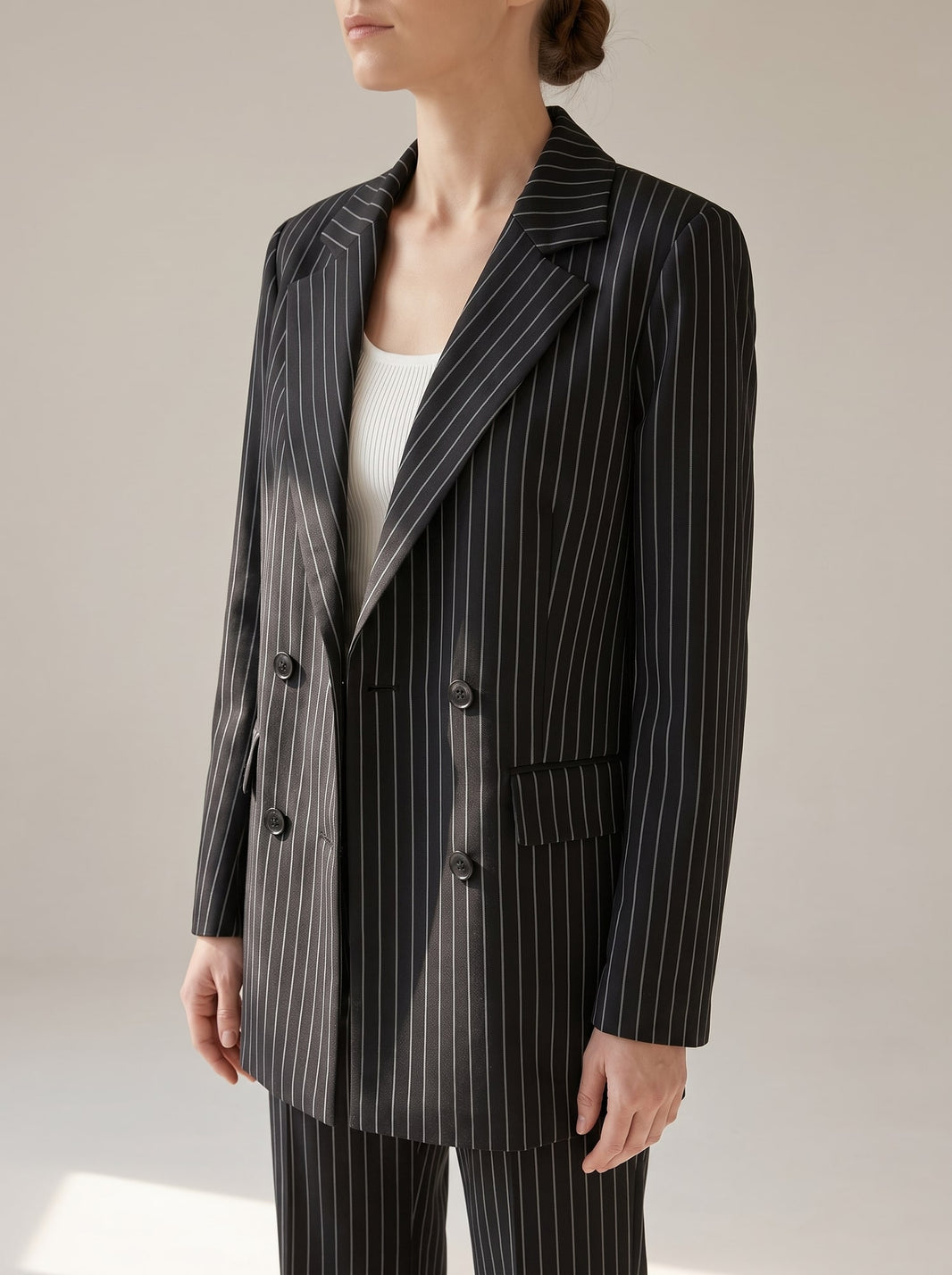 TAILLEUR OVERSIZE GESSATO Nero - dettaglio - IRONICA