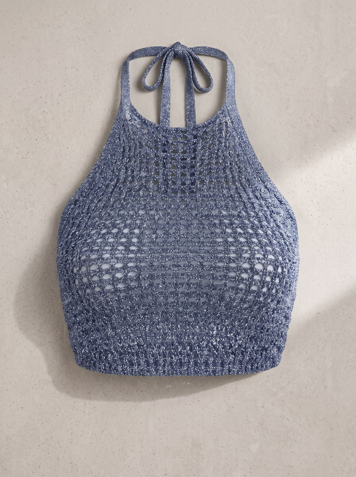 TOP CROPPED IN MAGLIA TRAFORATA Polvere - still life - IRONICA