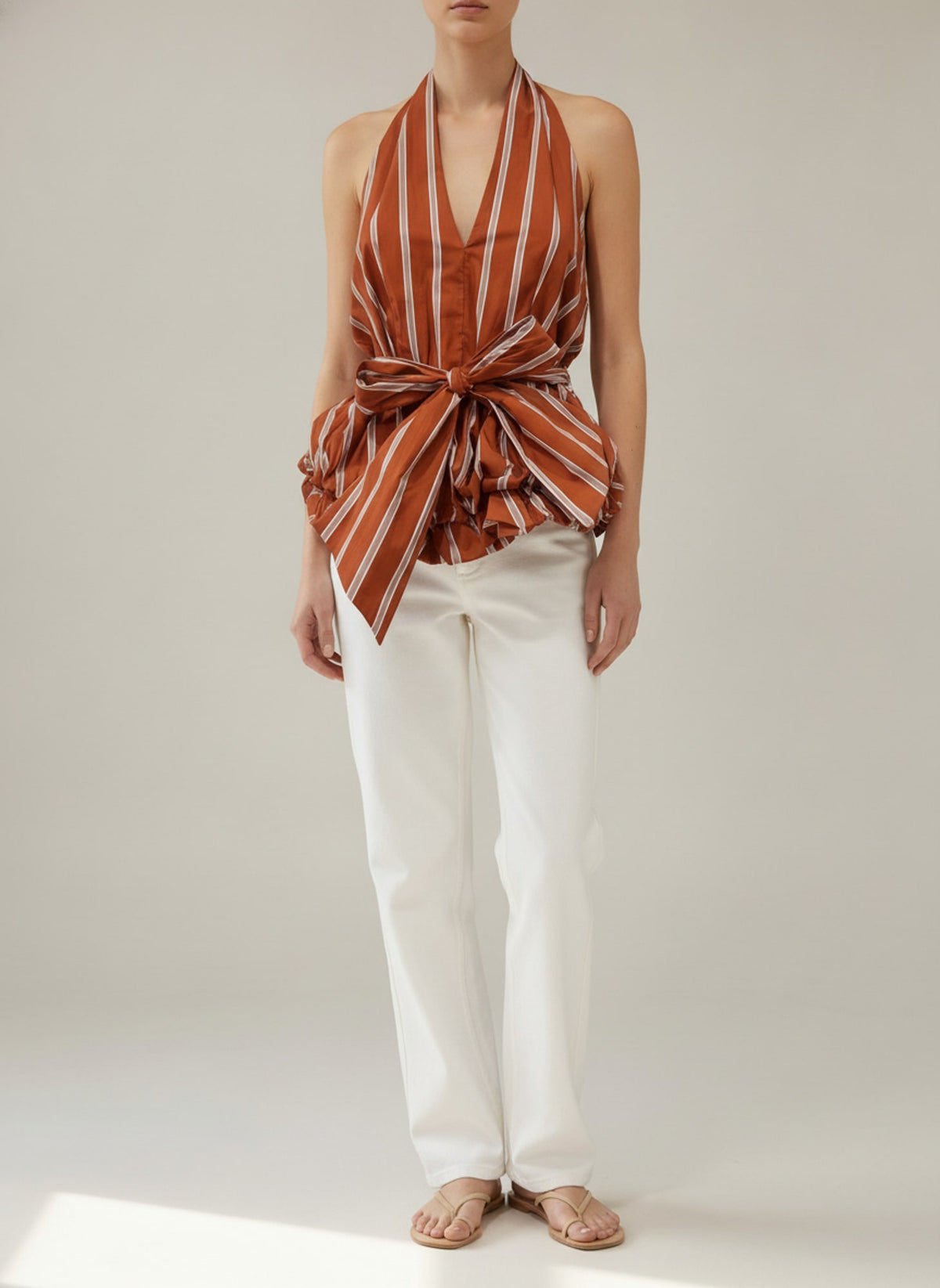 TOP HALTER A RIGHE CON FIOCCO Coccio - dettaglio - IRONICA