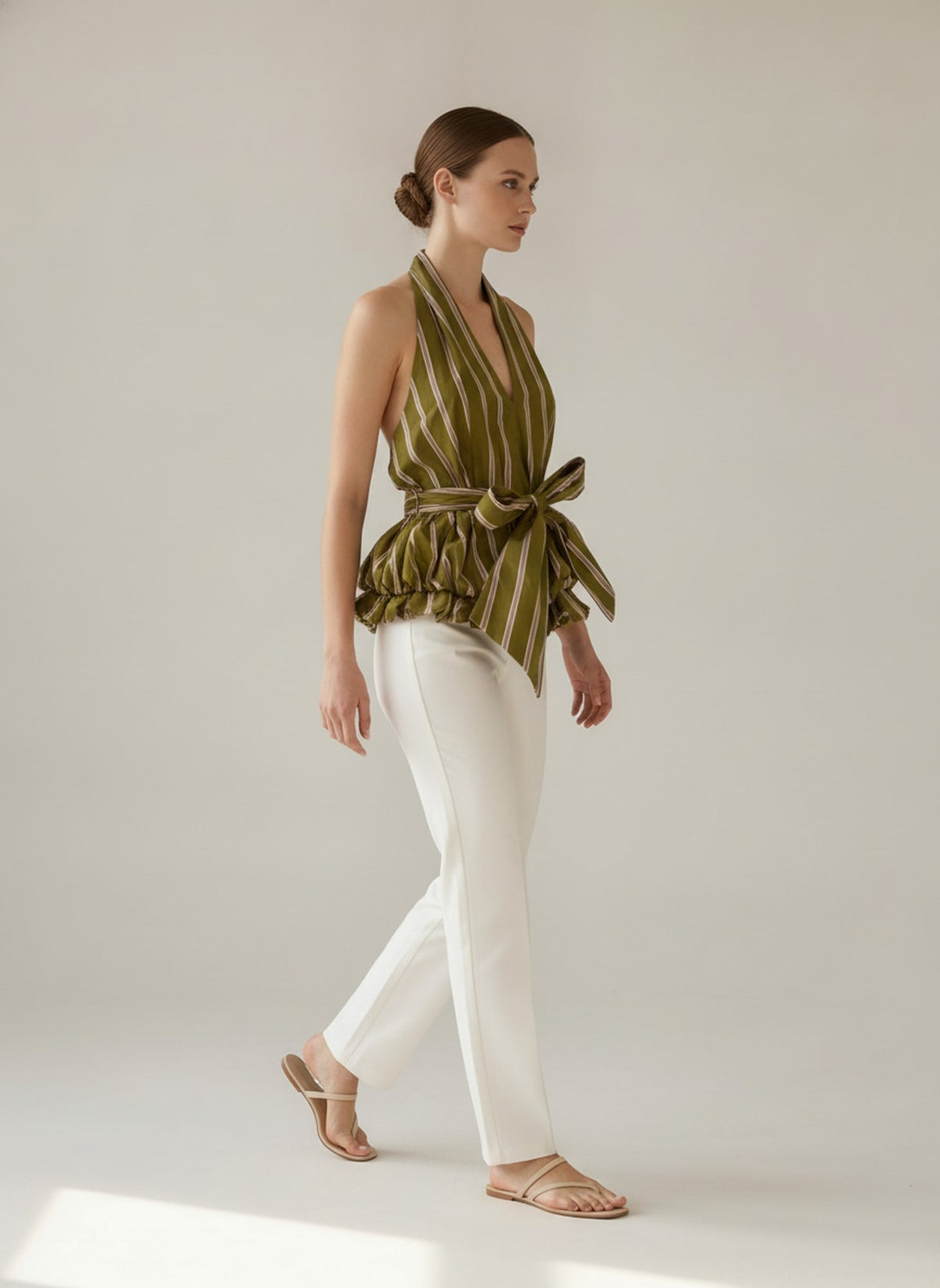 TOP HALTER A RIGHE CON FIOCCO Verde - in movimento - IRONICA