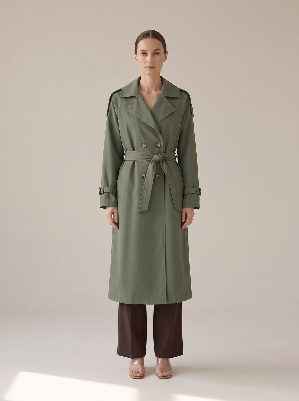 TRENCH DOPPIOPETTO CON CINTURA Militare - indossato - IRONICA